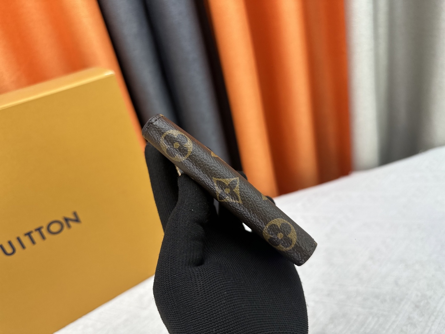 LOUIS VUITTON（ルイヴィトン）Noa 財布 M14529