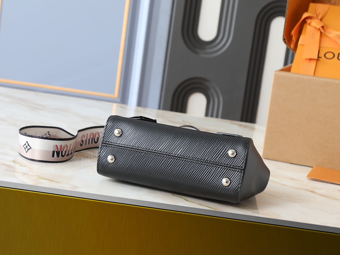 LOUIS VUITTON（ルイヴィトン）Cluny MINIバッグ M58931 M58925