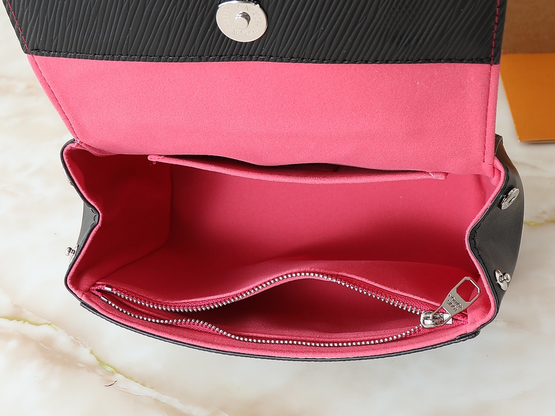 LOUIS VUITTON（ルイヴィトン）Cluny MINIバッグ M58931 M58925