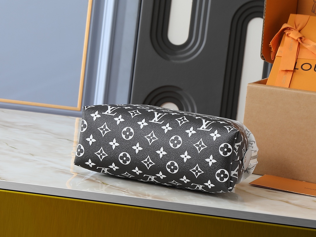 LOUIS VUITTON ルイヴィトン DENIM 化粧ポーチ M24317