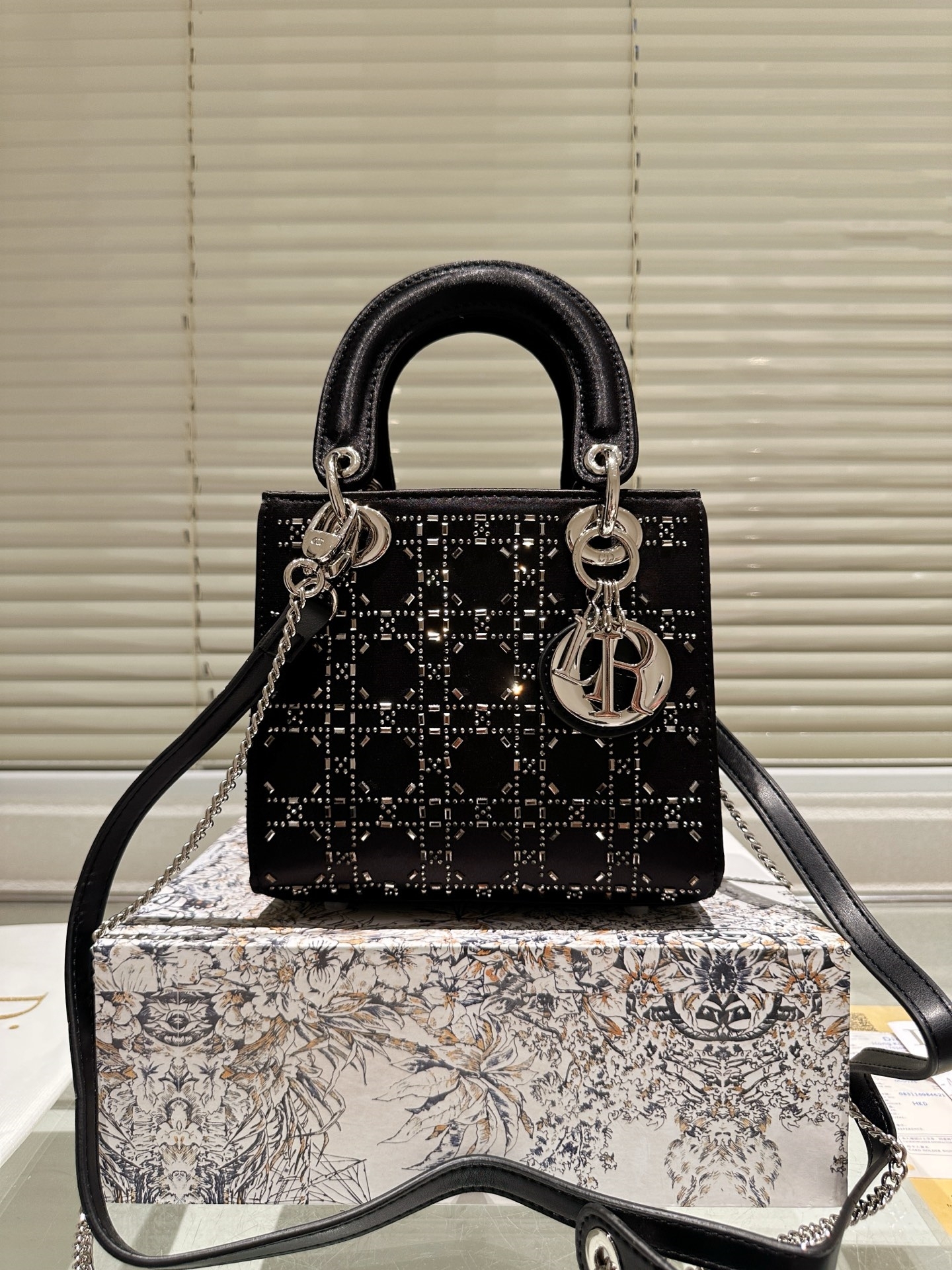 【DIOR公式旗艦店】ディオール Lady ハンドバッグ ショルダーバッグ