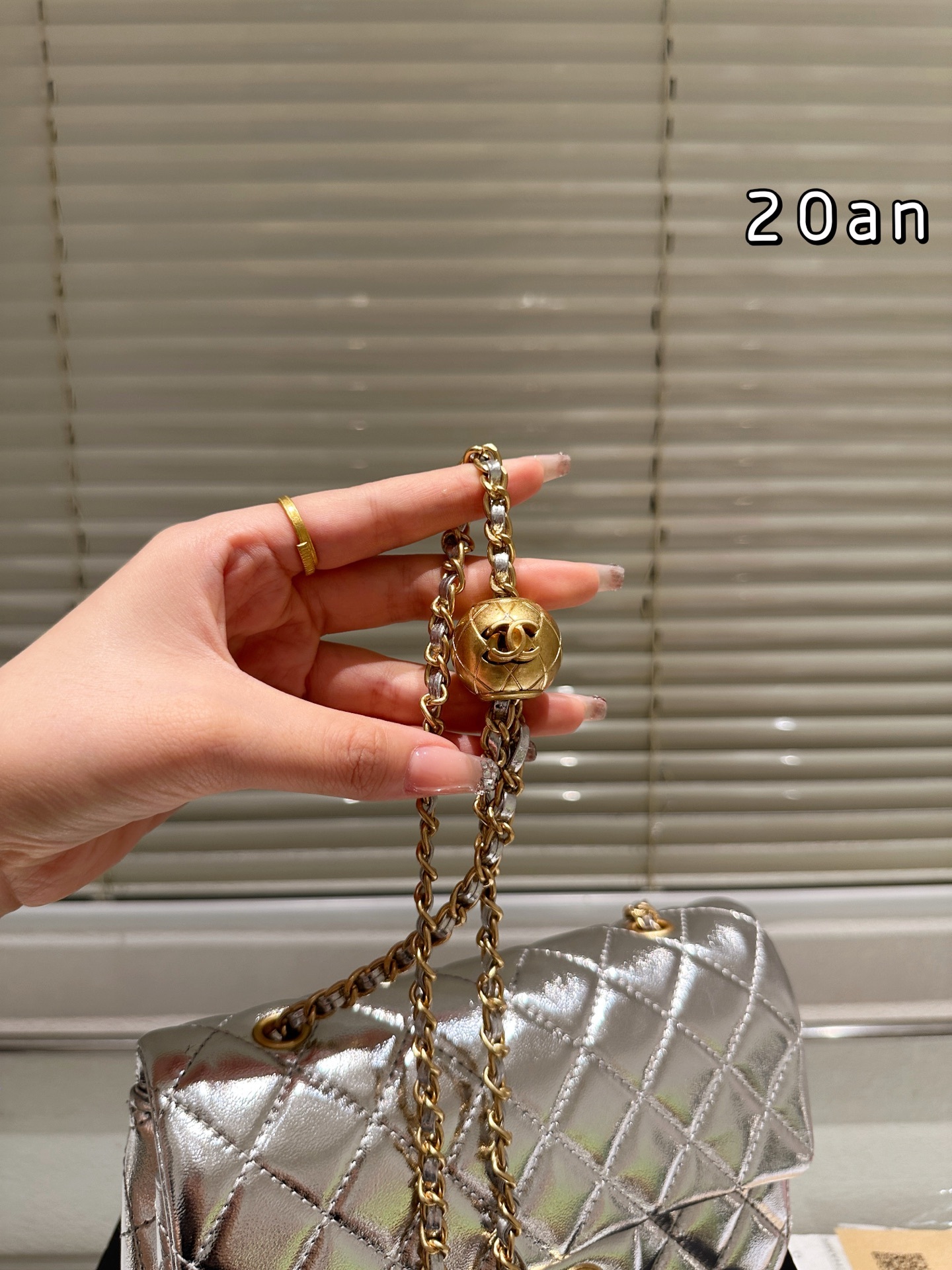 【CHANEL公式旗艦店】シャネル New Arrival チェーンバッグ