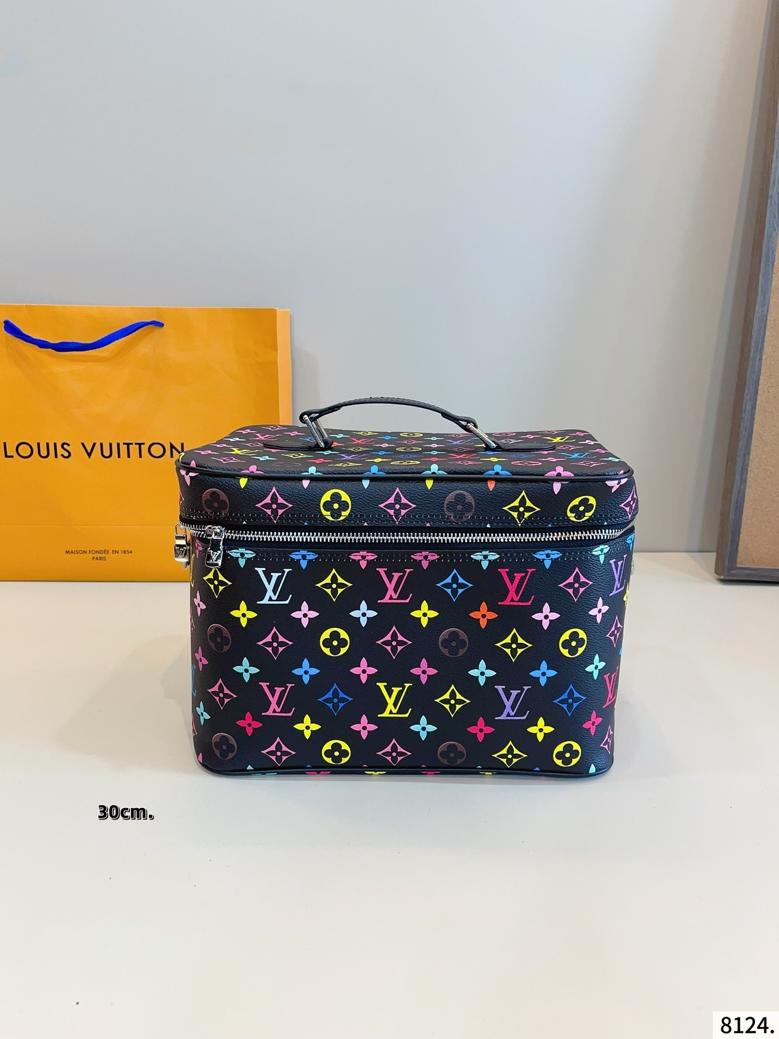 LOUIS VUITTON ルイヴィトン NICE NANO トイレタリーバッグ
