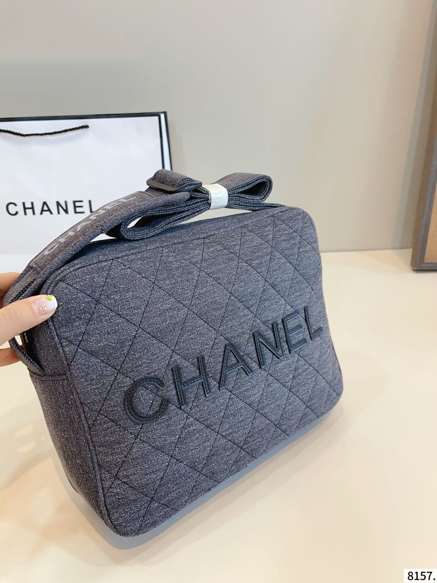 【CHANEL公式旗艦店】シャネル Jennie Bella デニムのショルダーバッグ