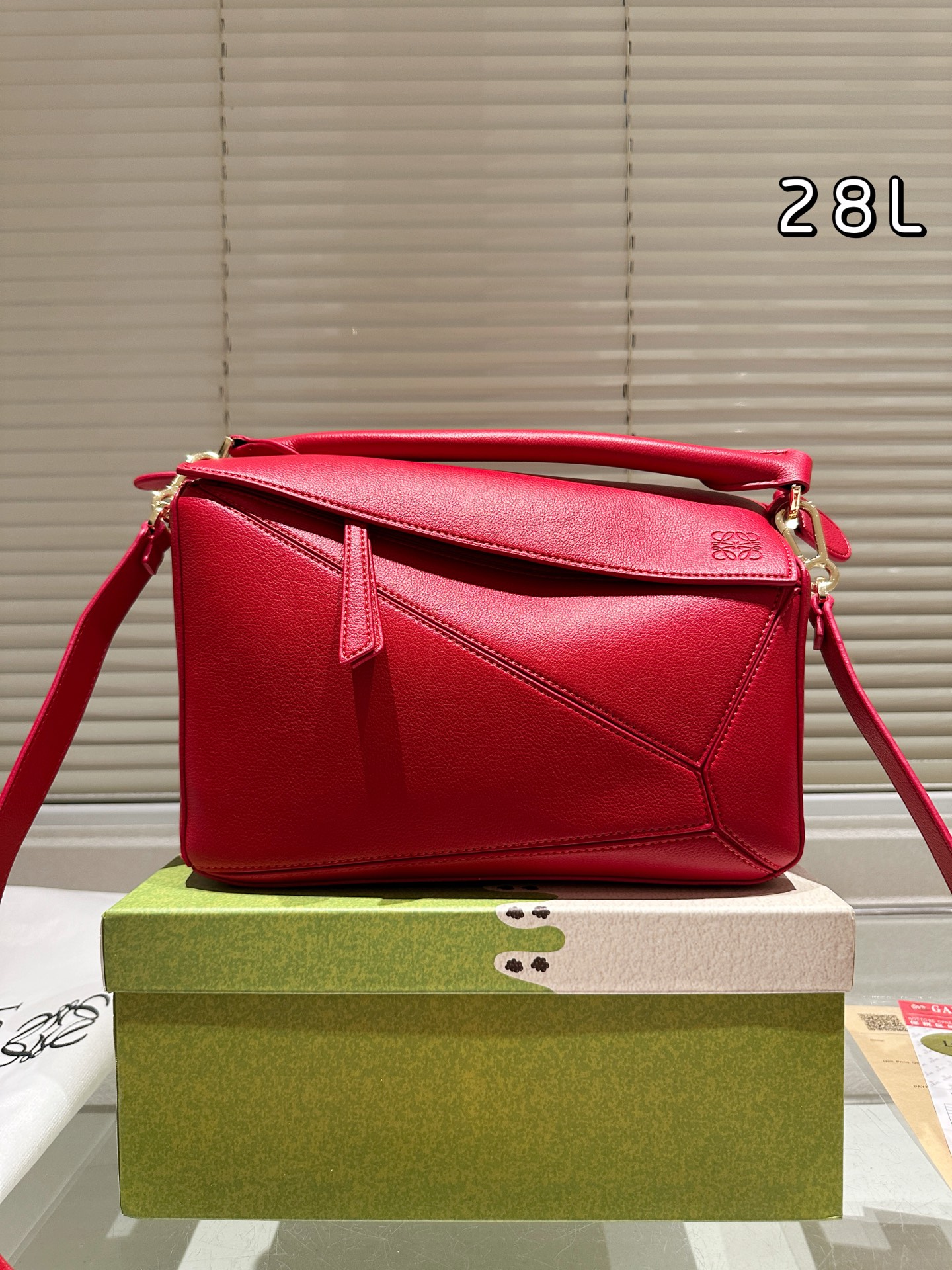 【LOEWE公式旗艦店】ロエベ クラシックショルダーバッグ