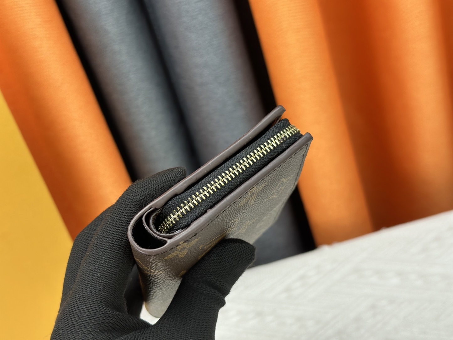 LOUIS VUITTON（ルイヴィトン）財布 M60235