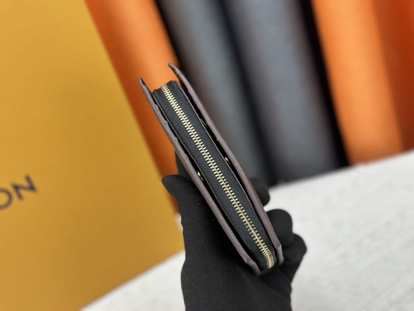 LOUIS VUITTON（ルイヴィトン）財布 M60235