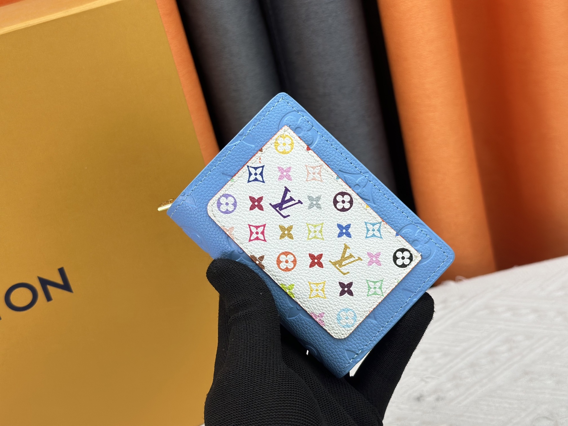 LOUIS VUITTON（ルイヴィトン）Cléa 財布 M13619