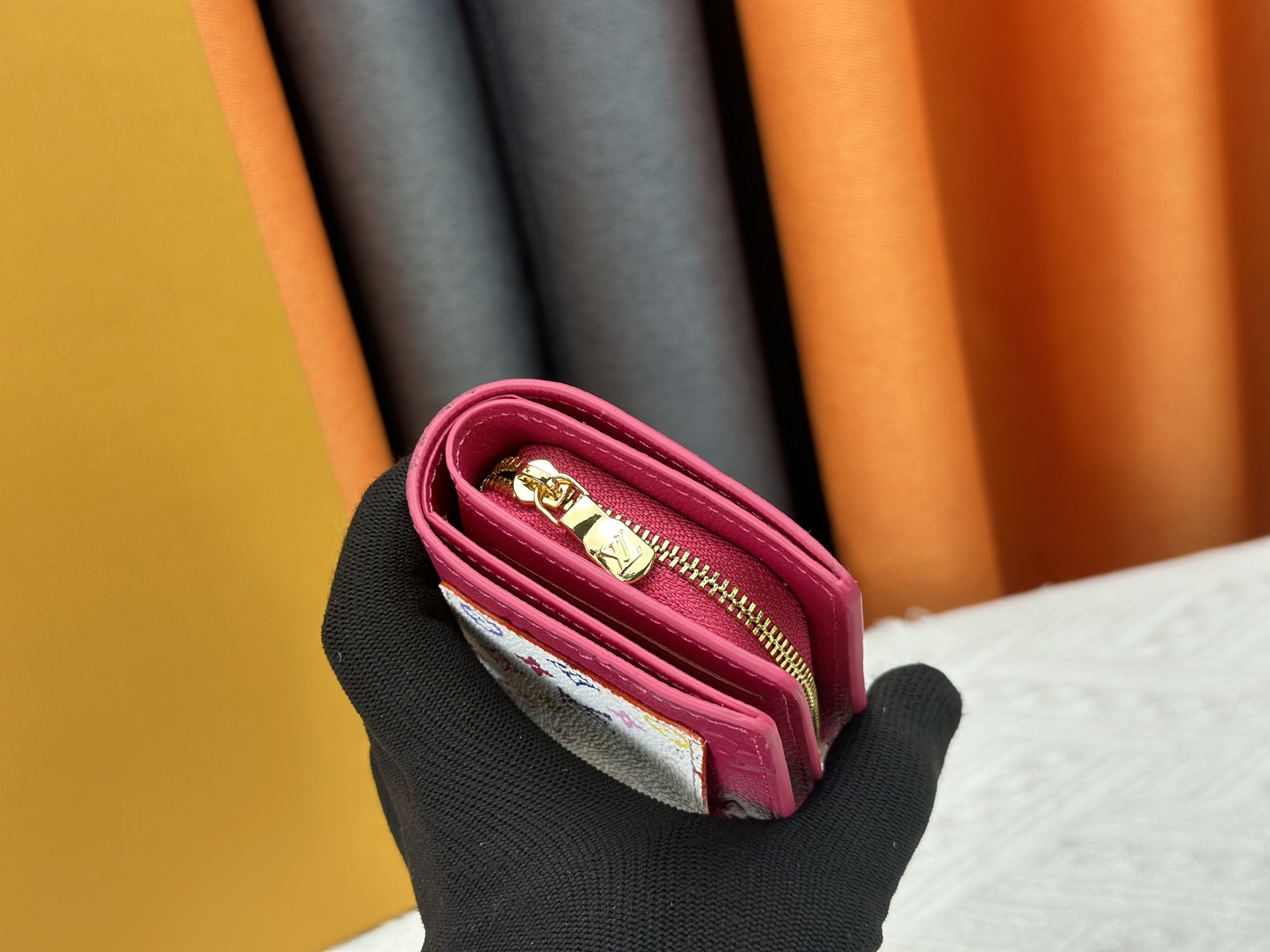 LOUIS VUITTON（ルイヴィトン）Cléa 財布 M13619