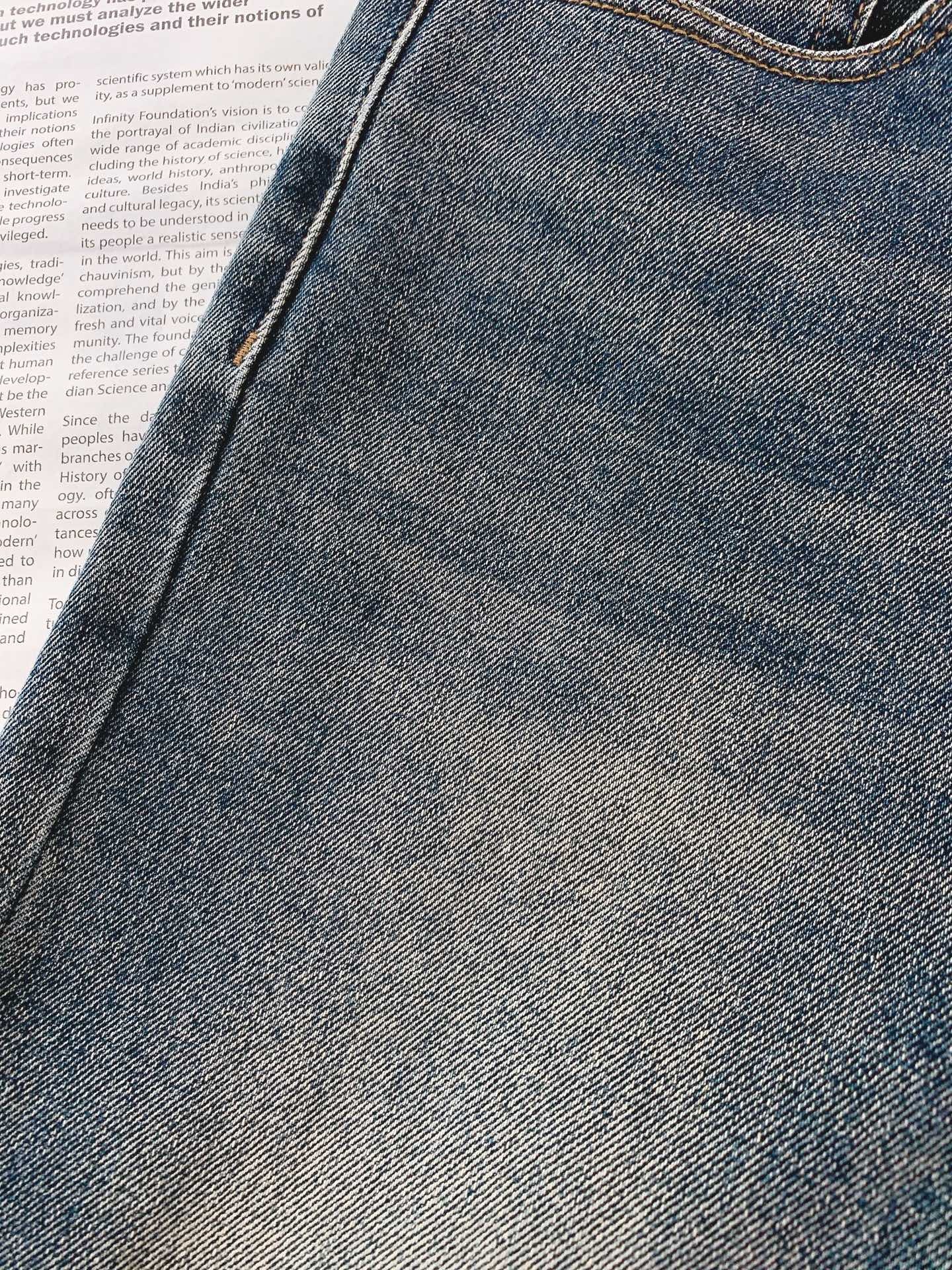 【FENDI公式旗艦店】フェンディ ジーパン、ご好評に付き再入荷！