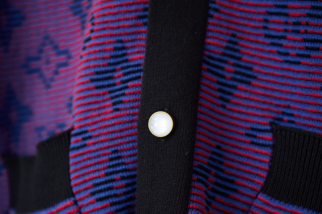 【LOUIS VUITTON旗艦店】ルイヴィトン セーター ご好評に付き再入荷！