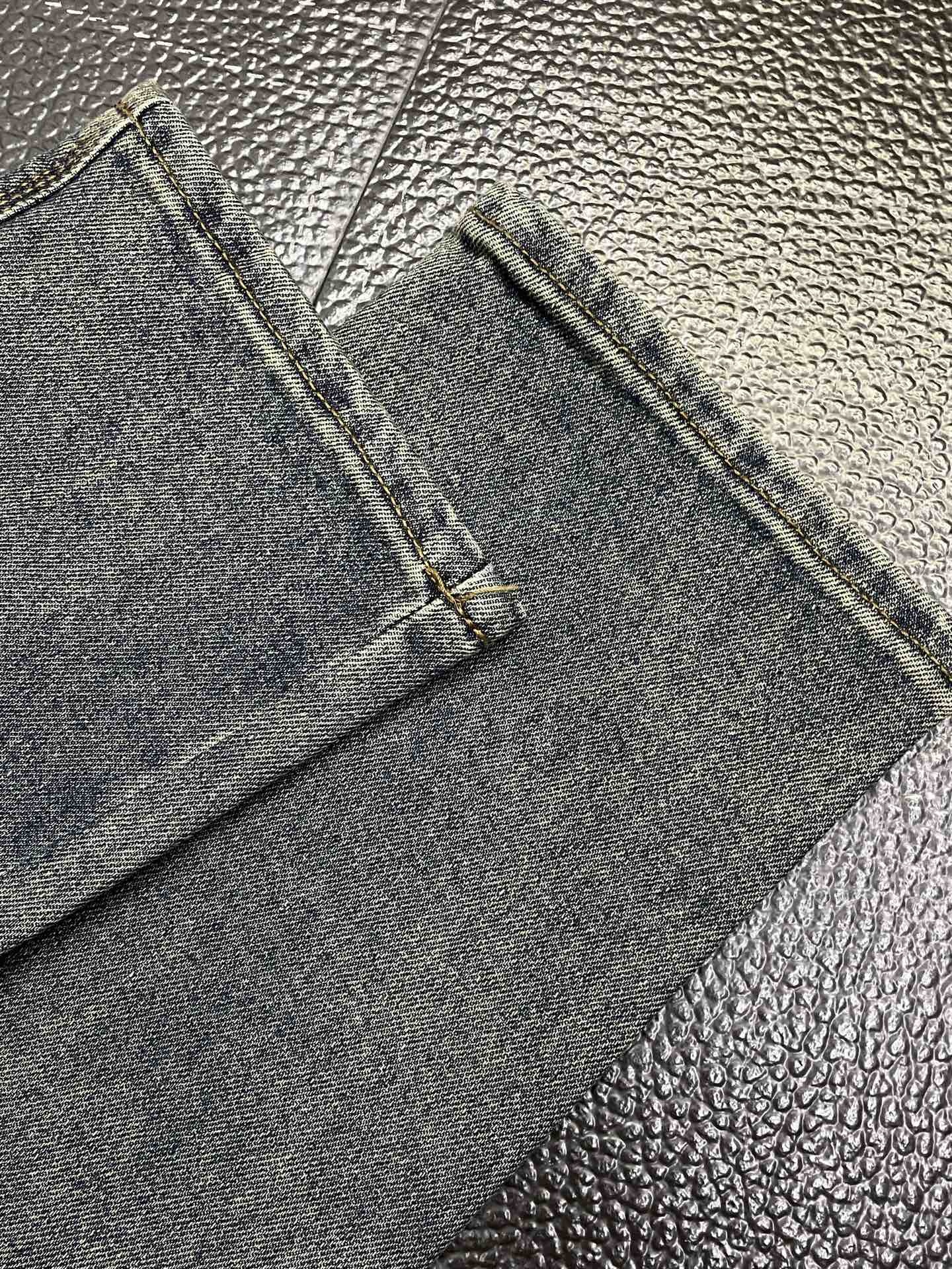 【LOUIS VUITTON公式旗艦店】ルイヴィトン ジーパン、ご好評に付き再入荷！