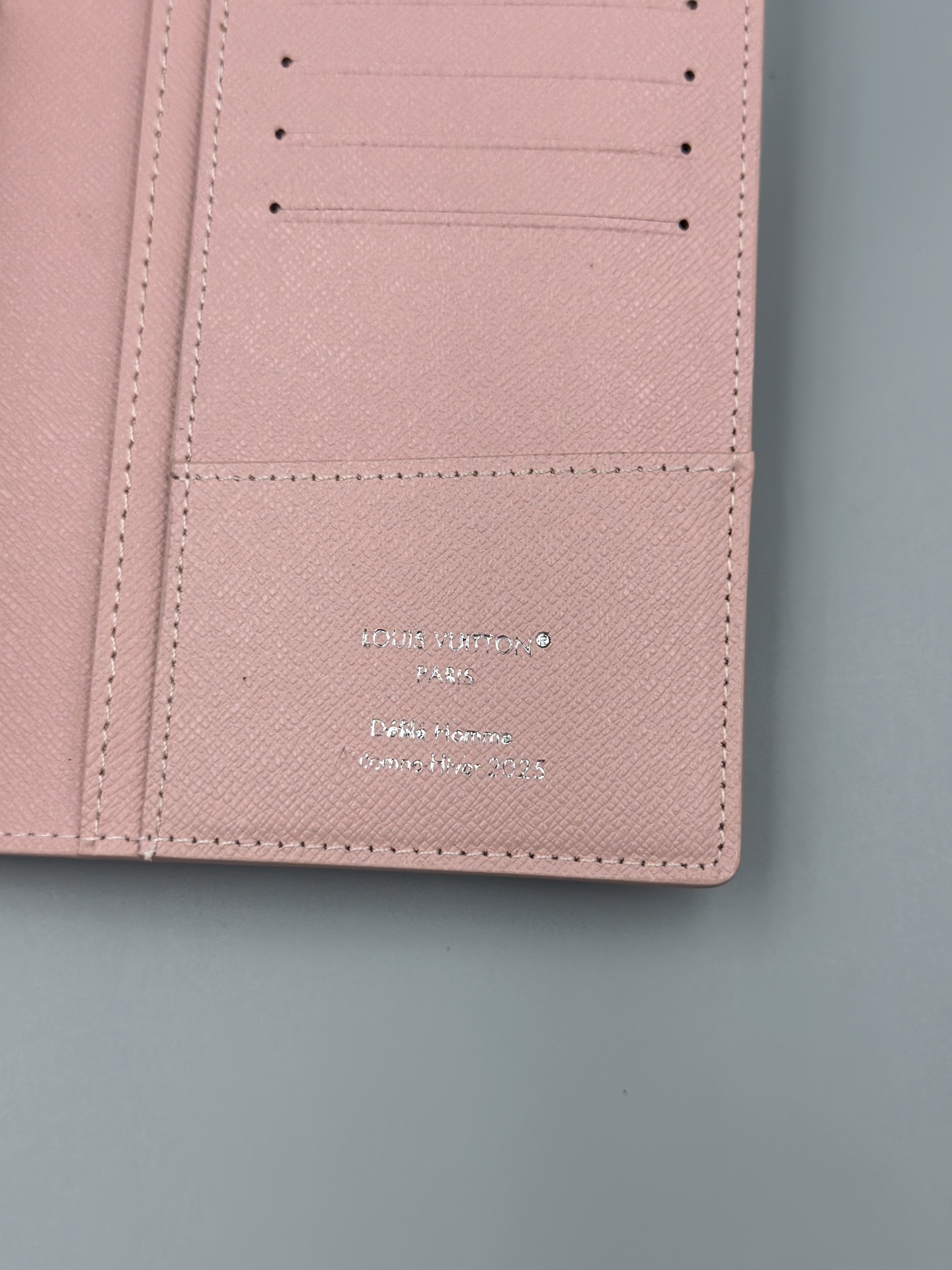 LOUIS VUITTON ルイヴィトン Brazza 財布 M25985