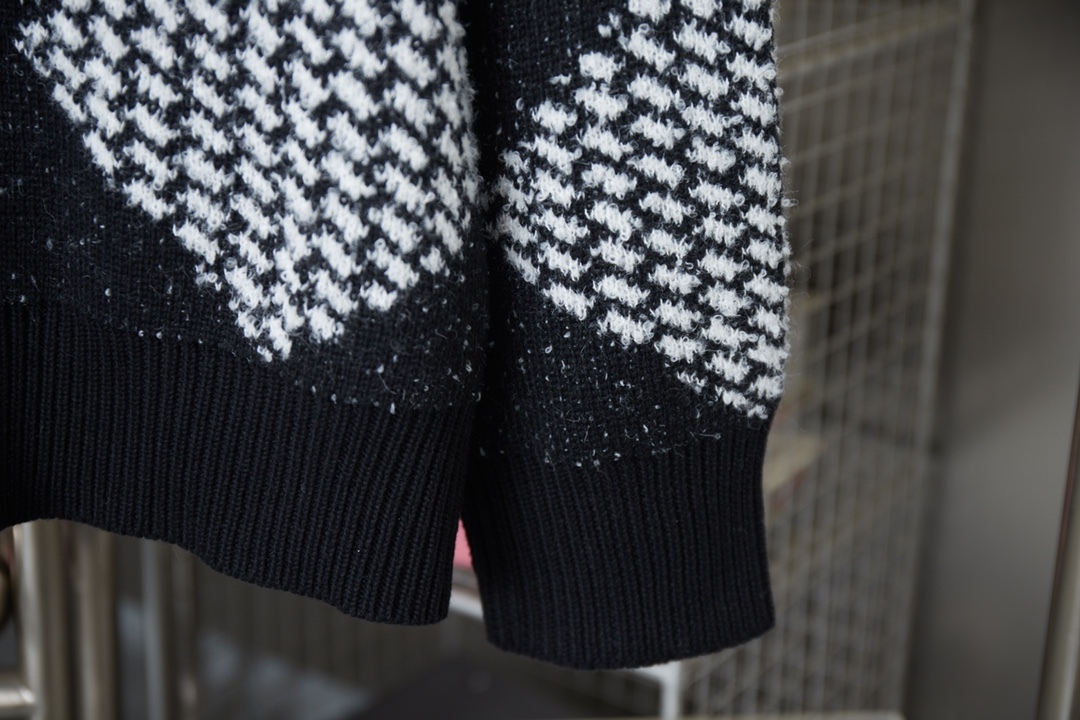 【LOUIS VUITTON旗艦店】ルイヴィトン セーター ご好評に付き再入荷！