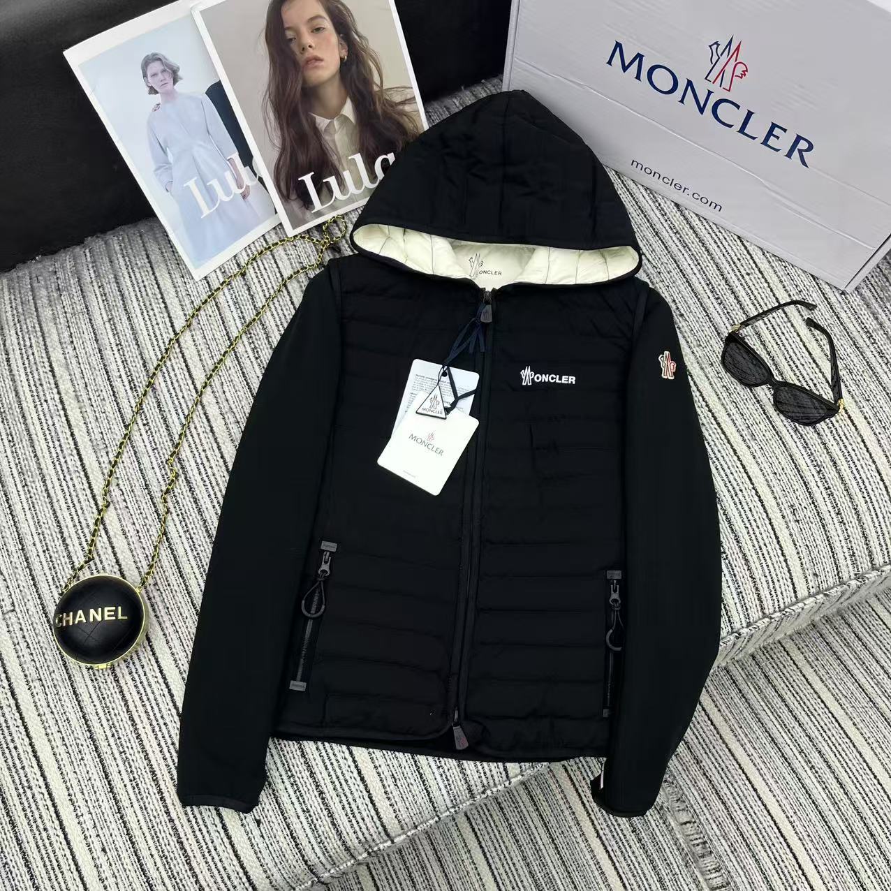 【MONCLER 公式旗艦店】モンクレール ダウンジャケット ご好評に付き再入荷！