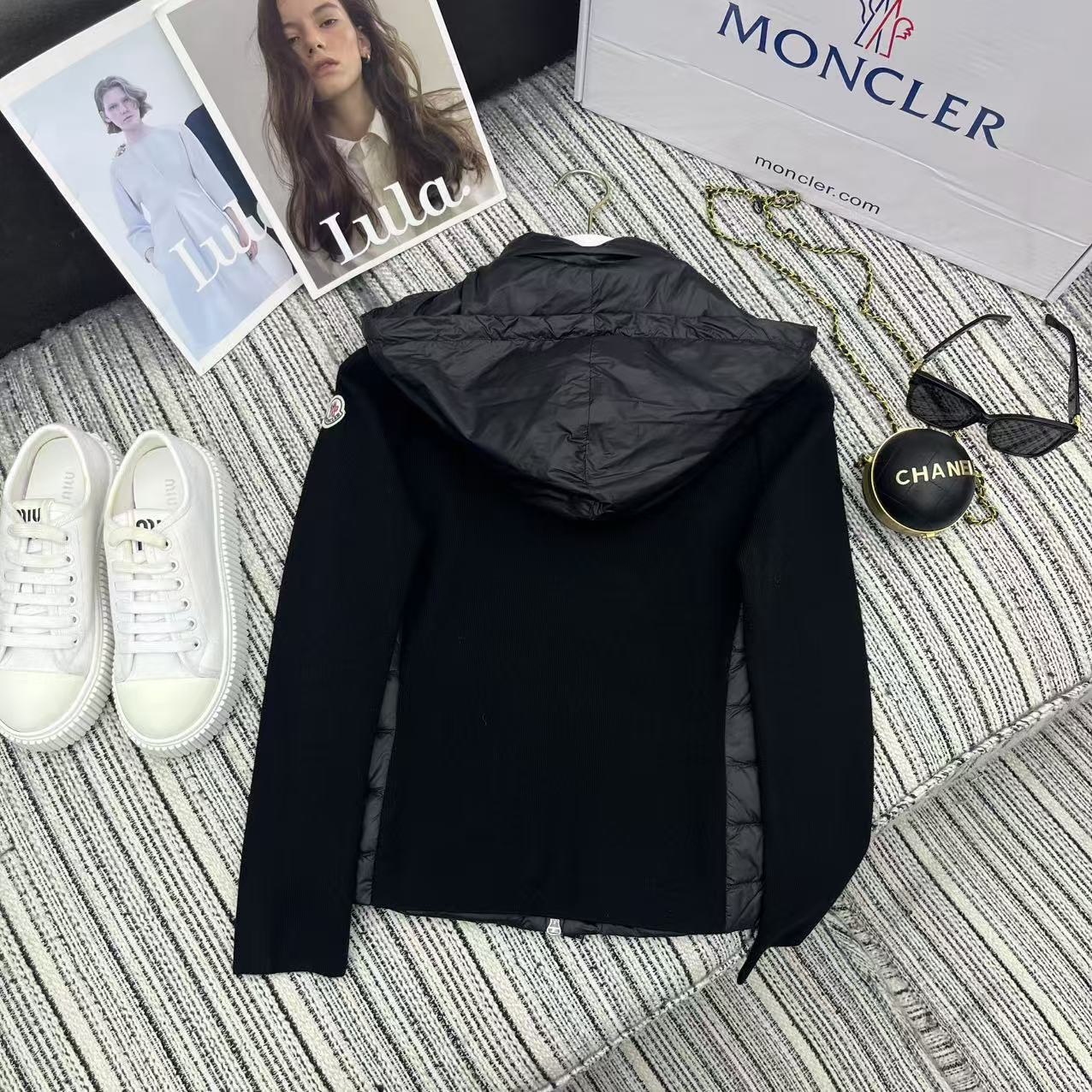 【MONCLER 公式旗艦店】モンクレール ダウンジャケット ご好評に付き再入荷！