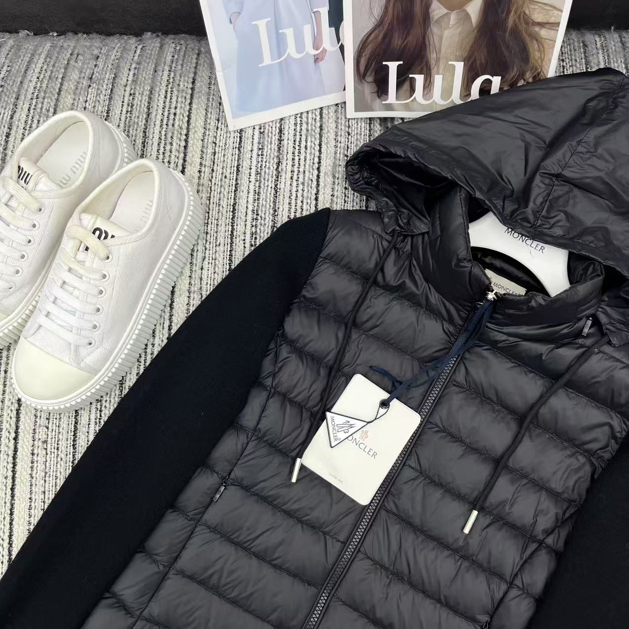 【MONCLER 公式旗艦店】モンクレール ダウンジャケット ご好評に付き再入荷！