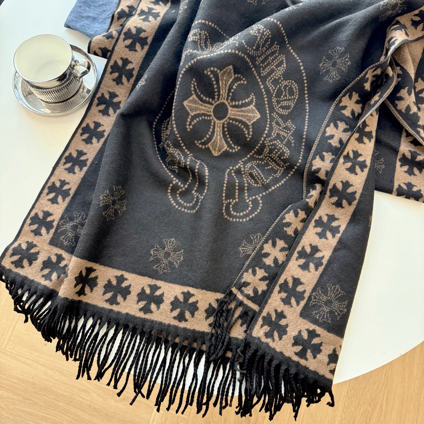 【CHROME HEARTS公式旗艦店】クロムハーツ スカーフ 限定発売 送料無料