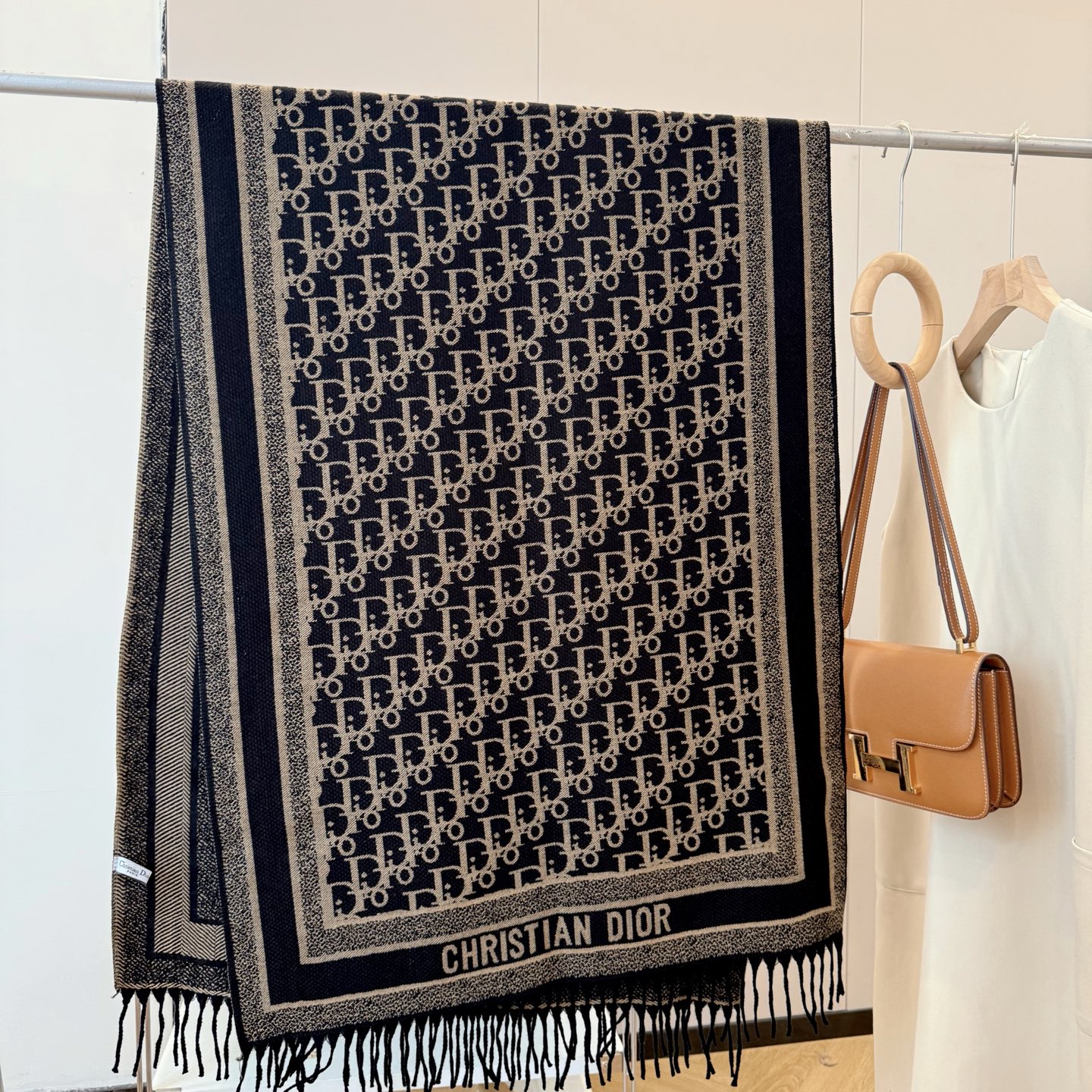 【DIOR公式旗艦店】ディオール スカーフ 限定発売 送料無料