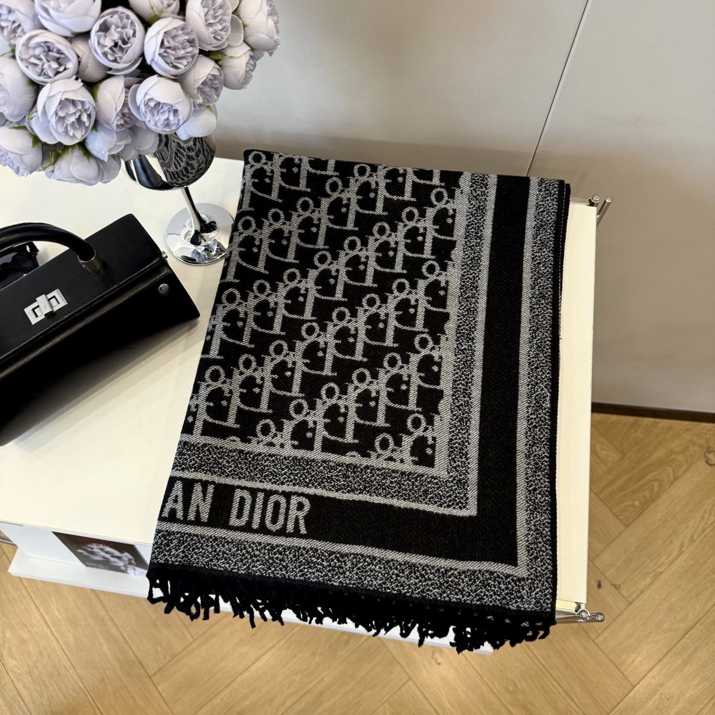 【DIOR公式旗艦店】ディオール スカーフ 限定発売 送料無料