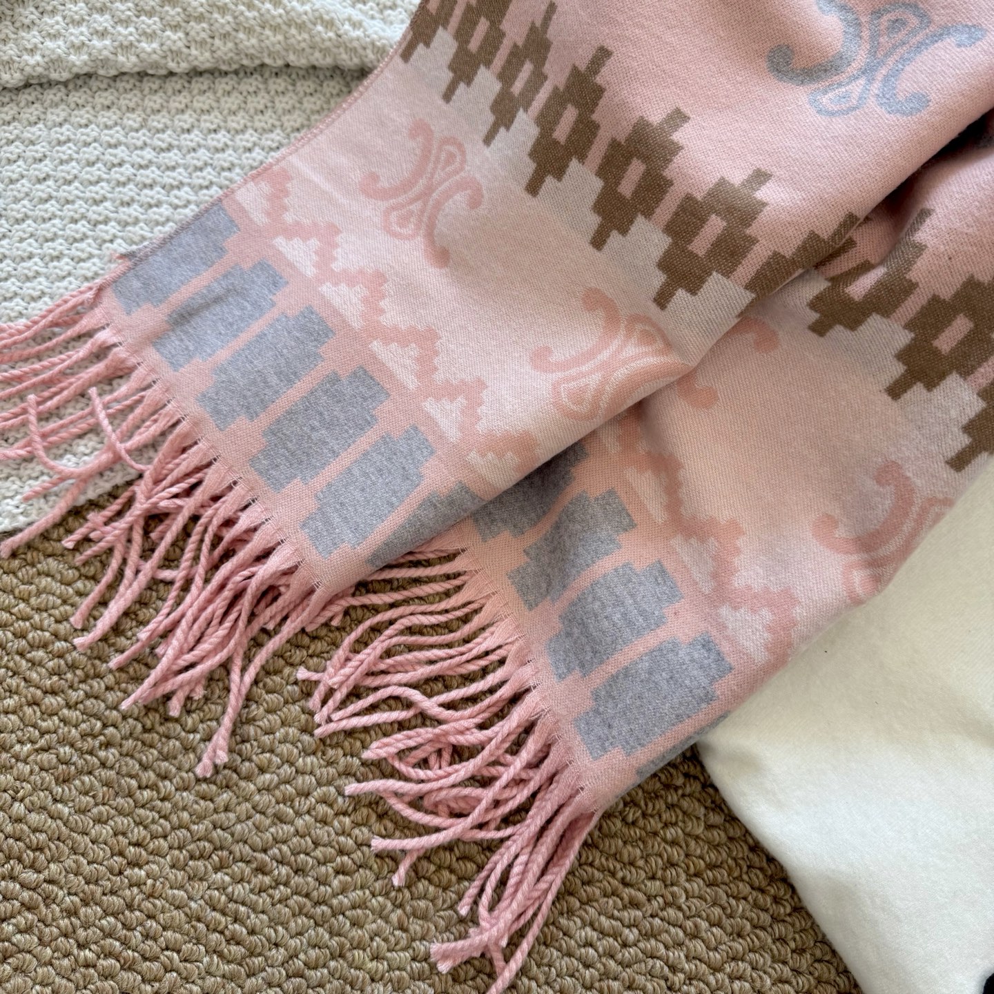 【CELINE公式旗艦店】セリーヌ スカーフ 限定発売 送料無料