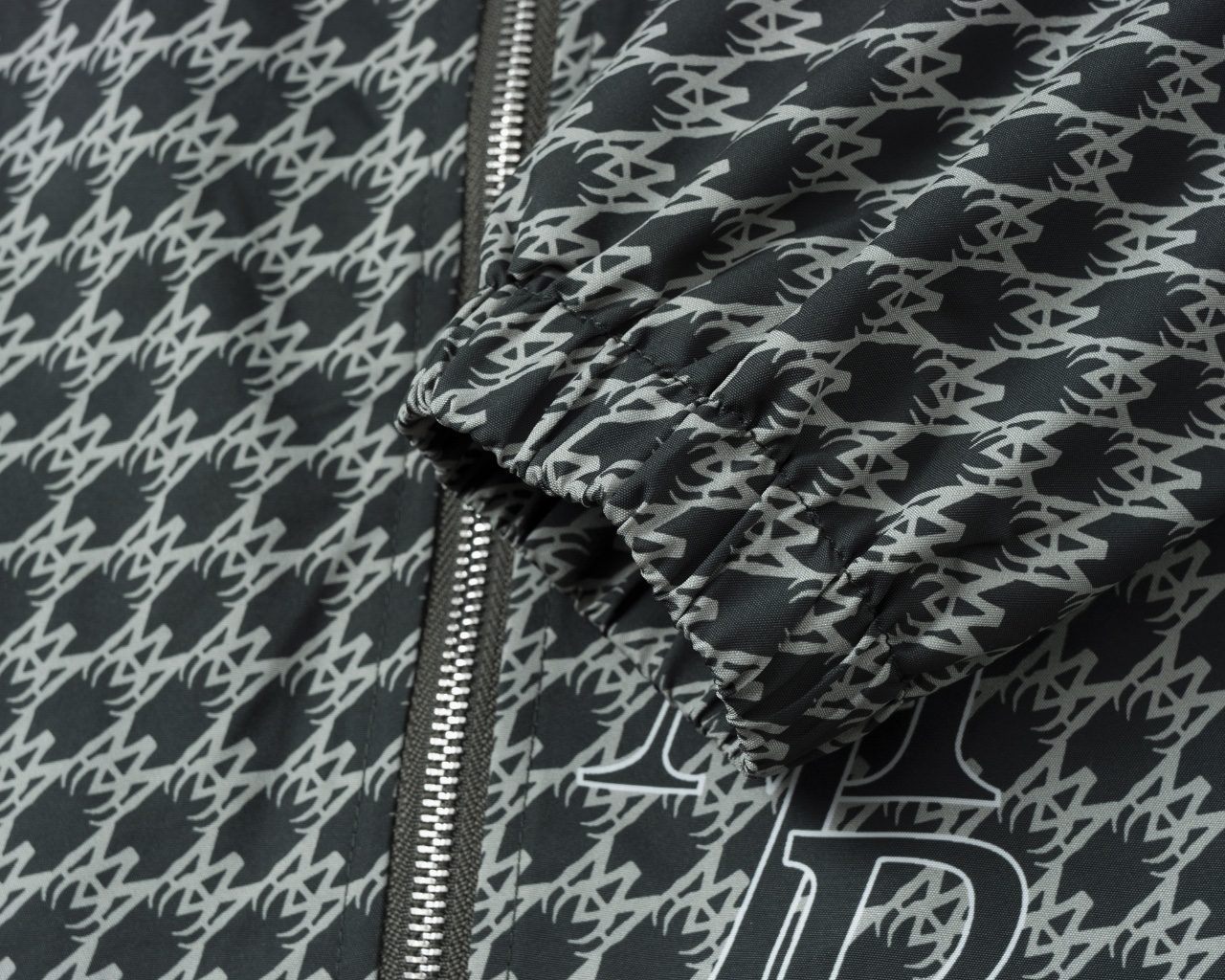 【AMIRI旗艦店】ジャケット 、ご好評に付き再入荷！