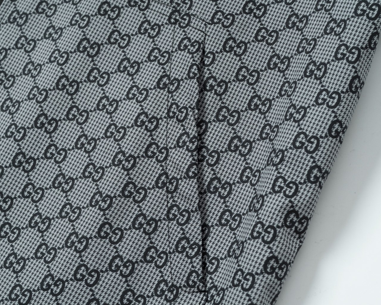 【GUCCI旗艦店】グッチ ジャケット 、ご好評に付き再入荷！