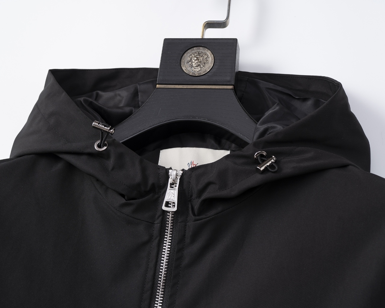 【MONCLER旗艦店】モンクレール ジャケット 、ご好評に付き再入荷！