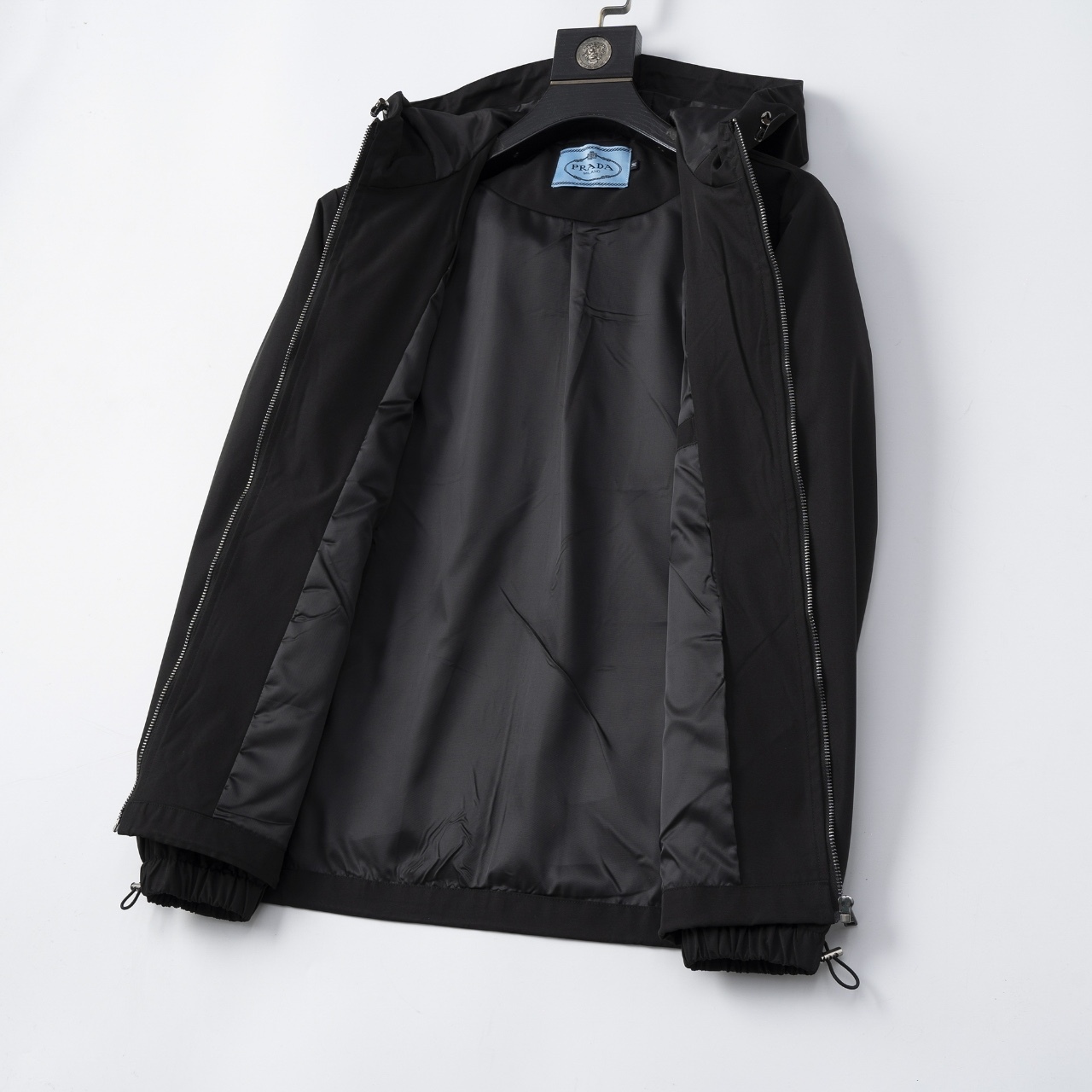 【PRADA旗艦店】プラダ ジャケット ご好評に付き再入荷！