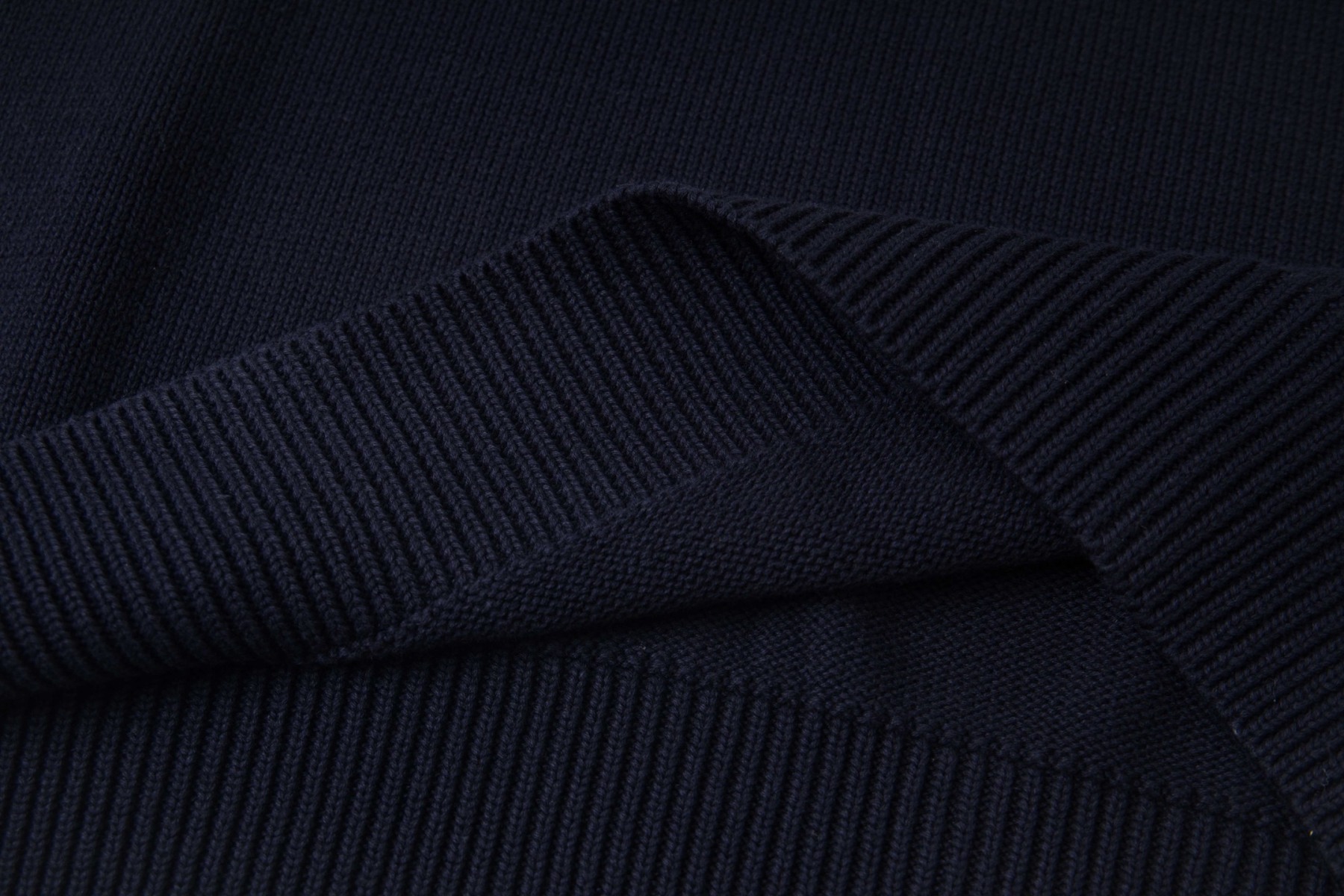 【DIOR旗艦店】ディオール セーター ご好評に付き再入荷！