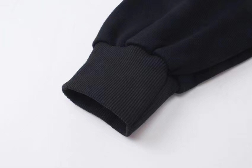 【BALENCIAGA】バレンシアガ パーカー 男女兼用 ご好評に付き再入荷！