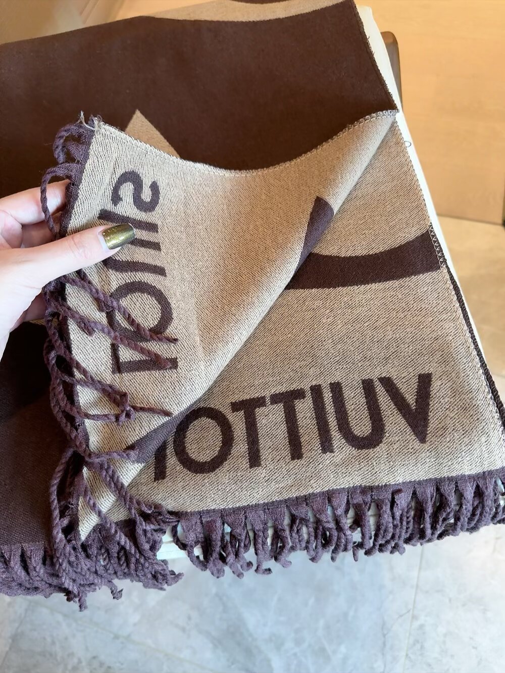 【LOUIS VUITTON公式旗艦店】ルイヴィトン スカーフ 限定発売 送料無料