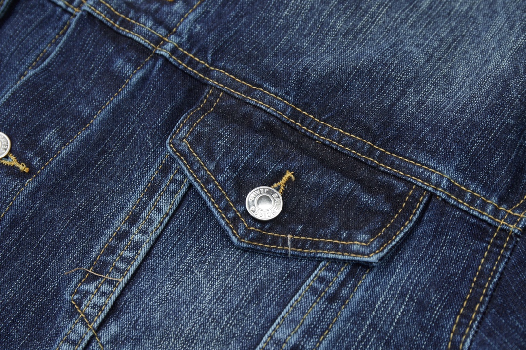 【BALENCIAGA】バレンシアガ デニムジャケット ご好評に付き再入荷！