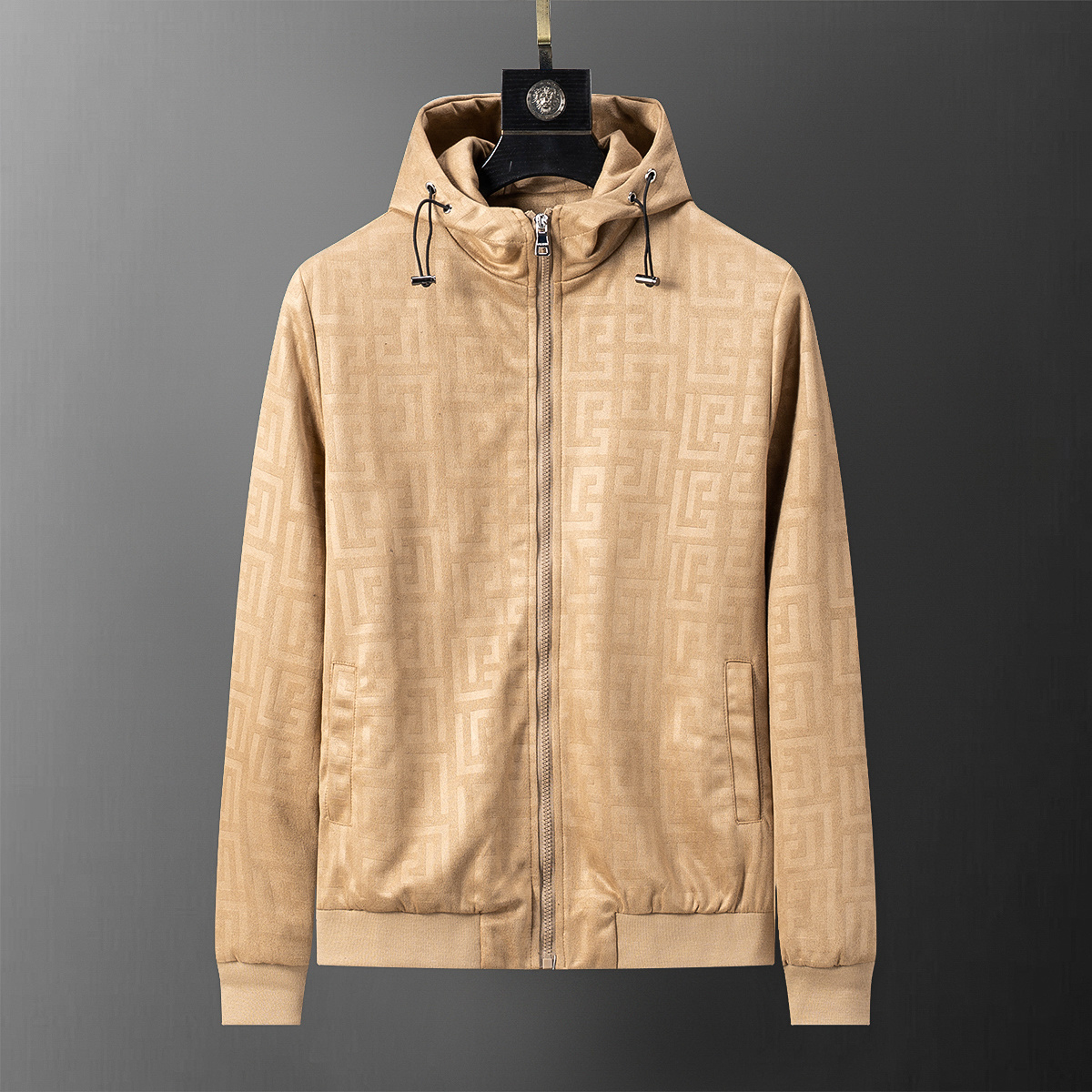 【BALMAIN公式旗艦店】秋冬の新作ジャケット 、ご好評に付き再入荷！