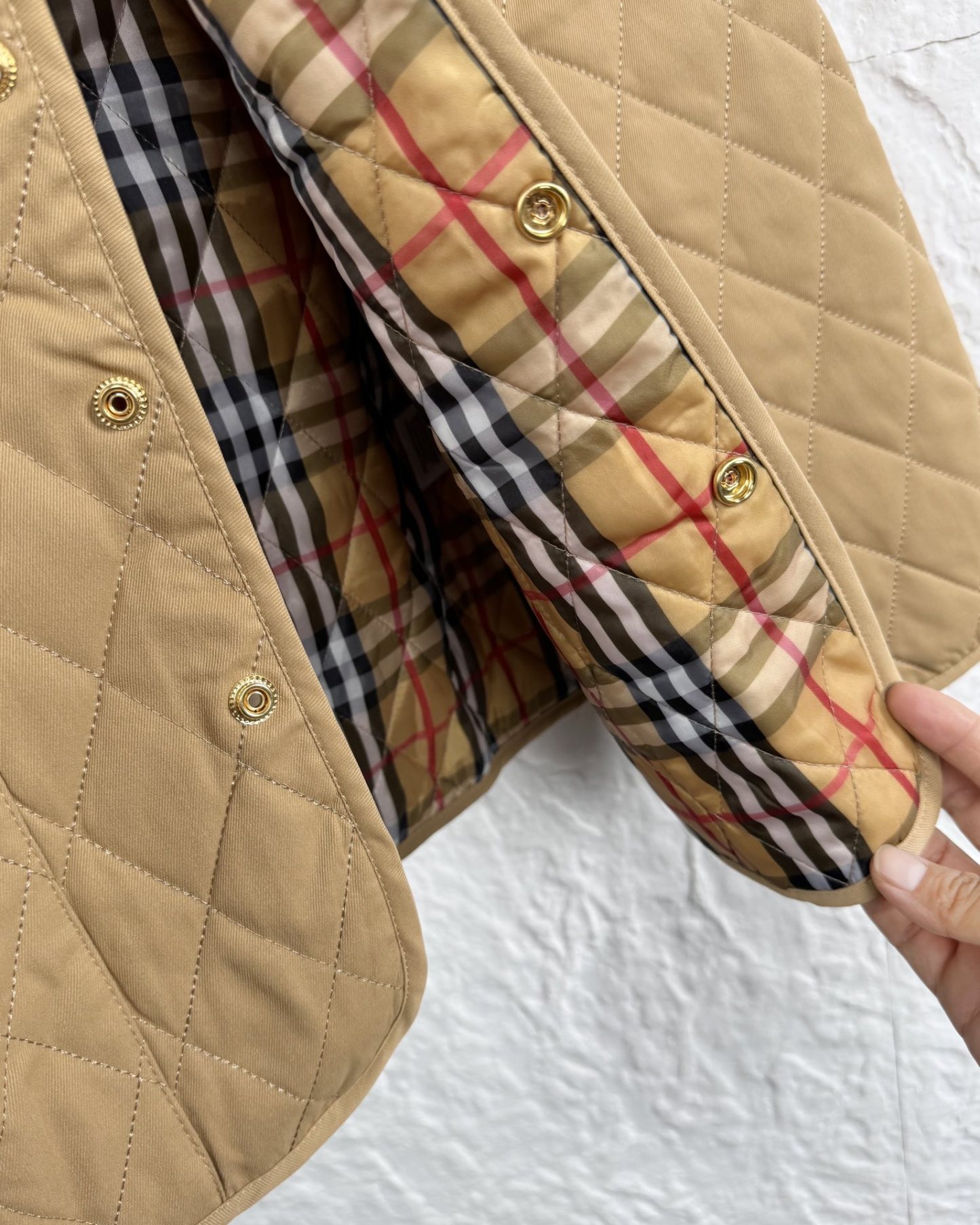 【BUREERRY旗艦店】（バーバリー）綿ジャケット、ご好評に付き再入荷！