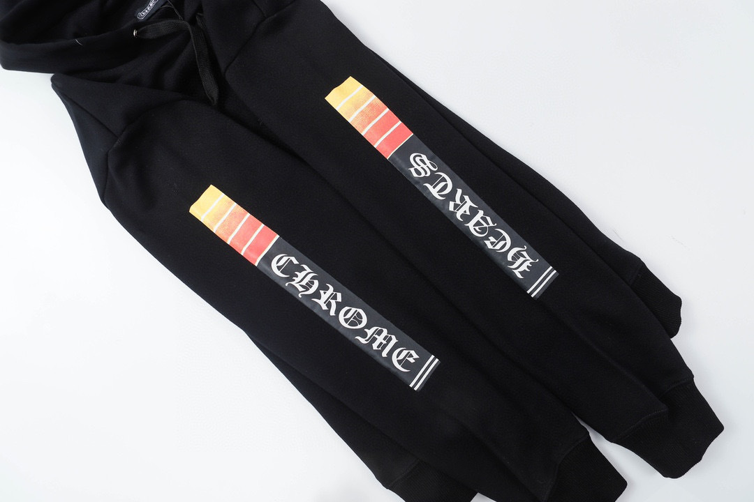 【CHROME HEARTS】クロムハーツ パーカー 男女兼用、ご好評に付き再入荷！