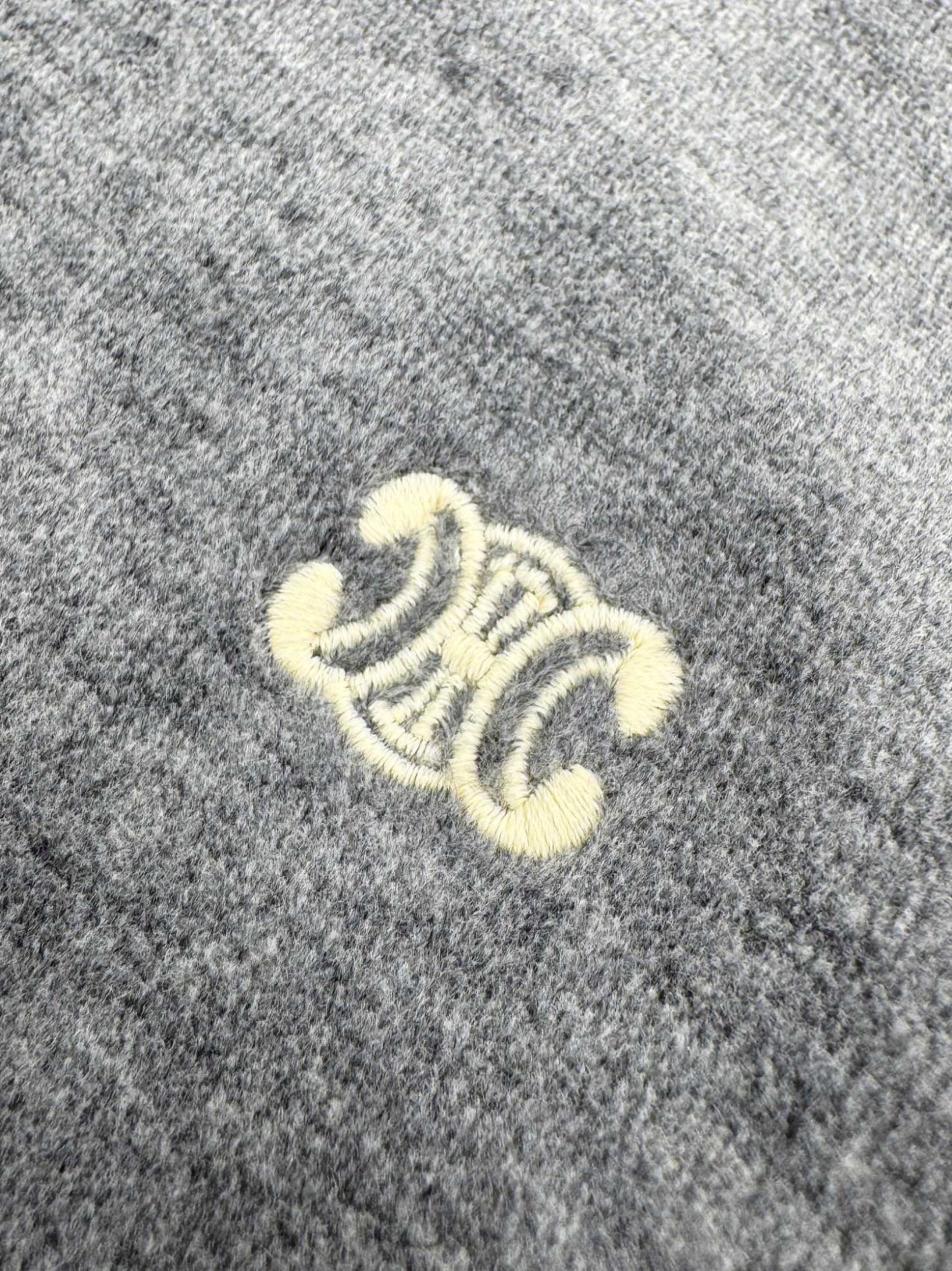 【CELINE公式旗艦店】セリーヌ ジャケット 、ご好評に付き再入荷！