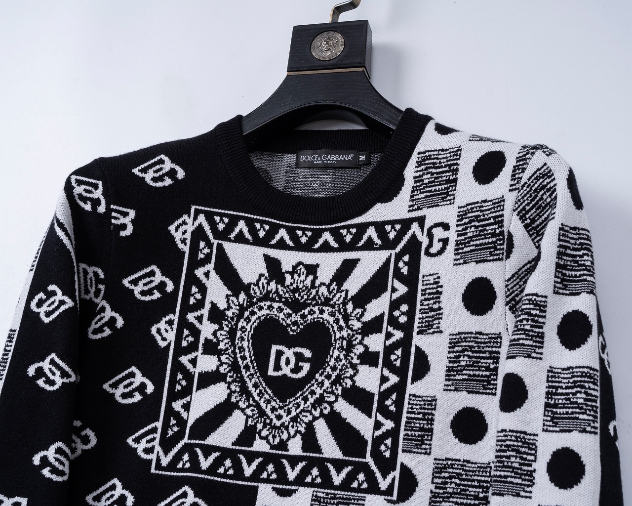 【Dolce&Gabbana旗艦店】 セーター ご好評に付き再入荷！