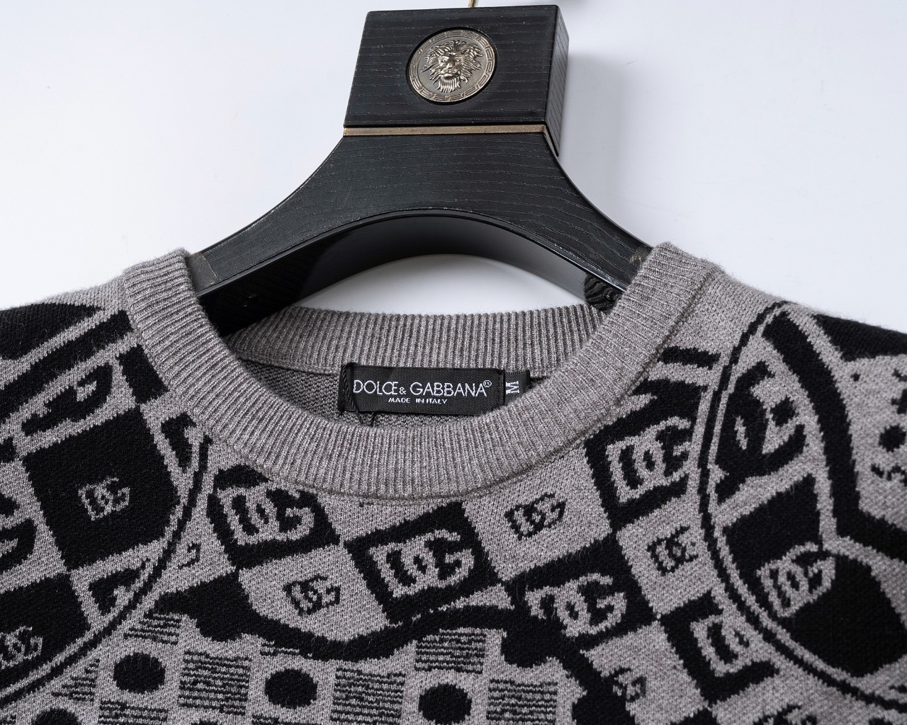 【Dolce&Gabbana旗艦店】 セーター ご好評に付き再入荷！
