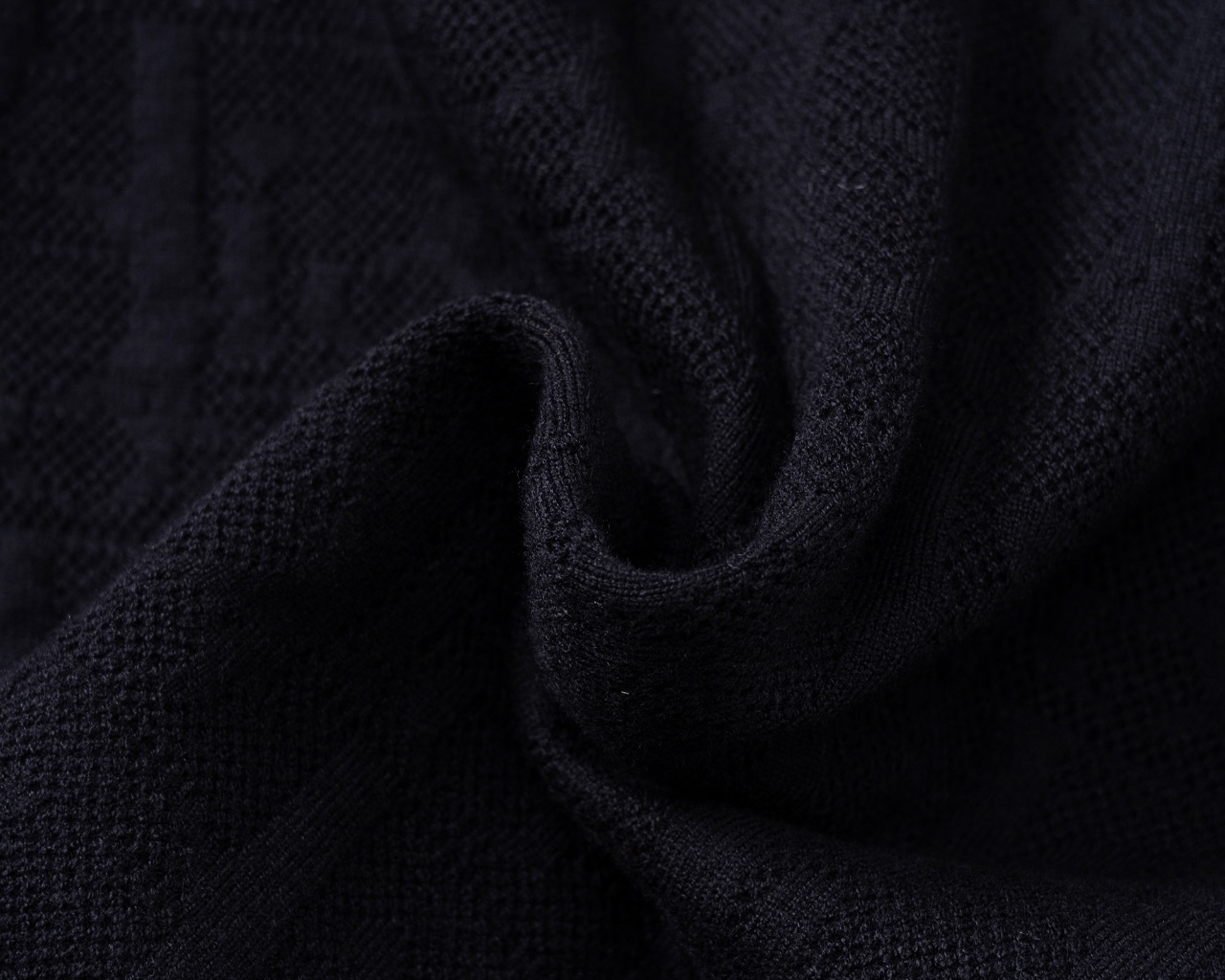 【DIOR旗艦店】ディオール セーター ご好評に付き再入荷！