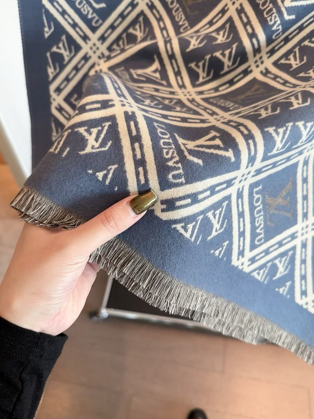 【LOUIS VUITTON公式旗艦店】ルイヴィトン スカーフ 限定発売 送料無料