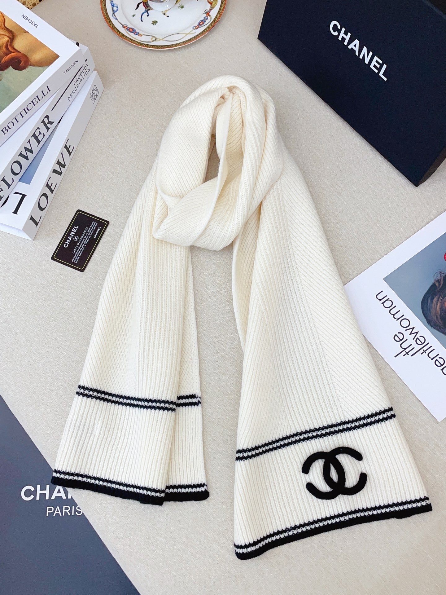 【CHANEL公式旗艦店】シャネル スカーフ 限定発売 送料無料