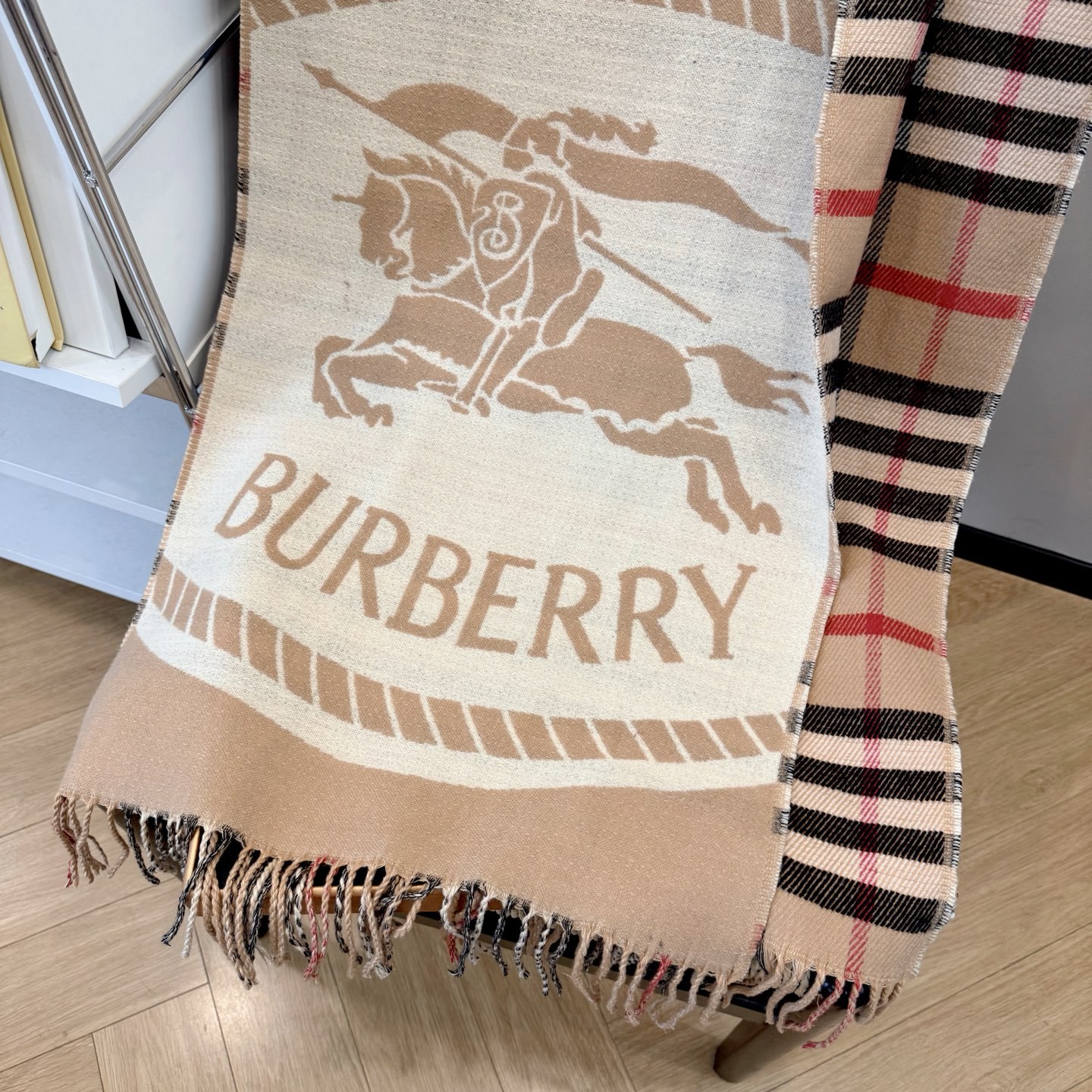 【BURBERRY公式旗艦店】バーバリー スカーフ 限定発売 送料無料