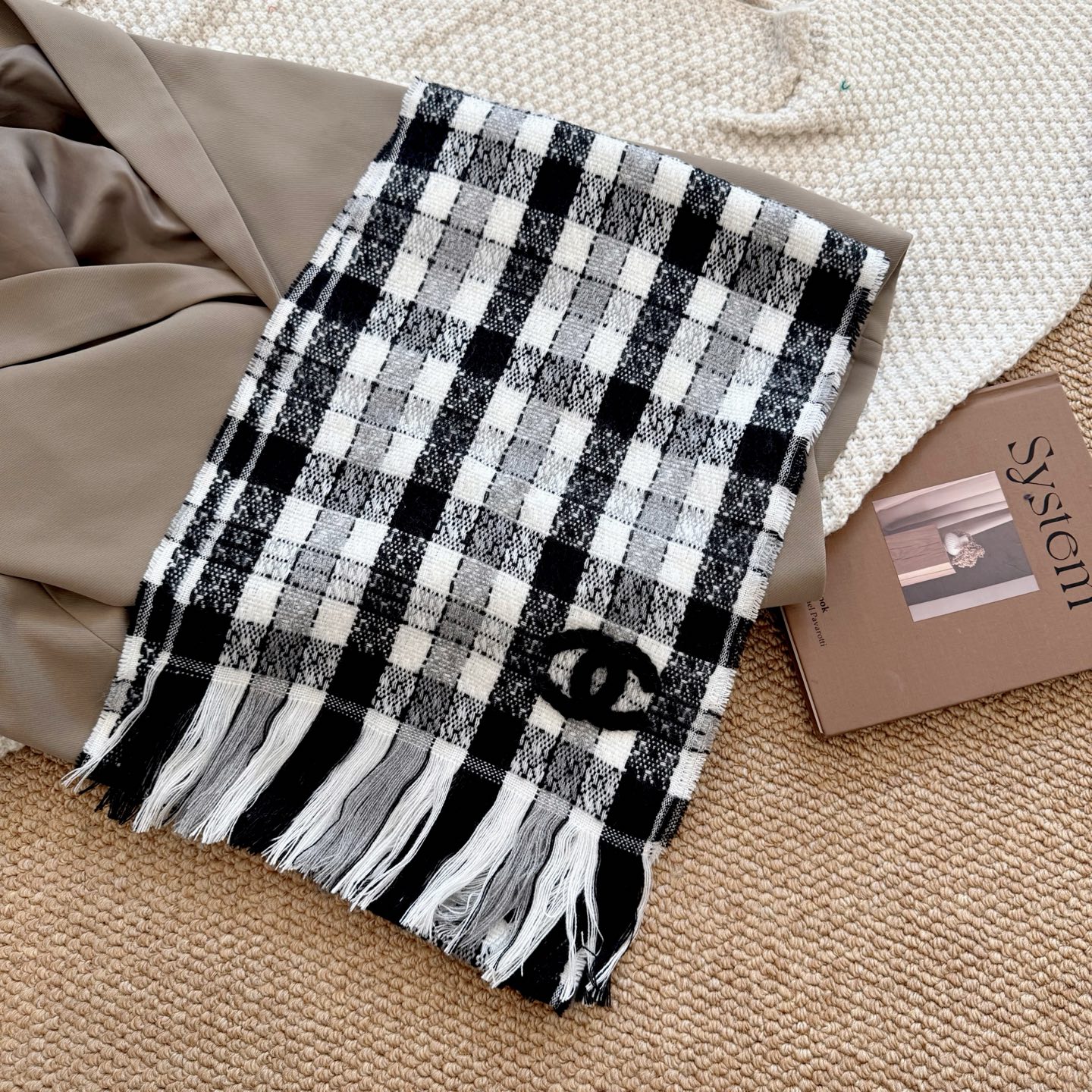 【CHANEL公式旗艦店】シャネル スカーフ 限定発売 送料無料