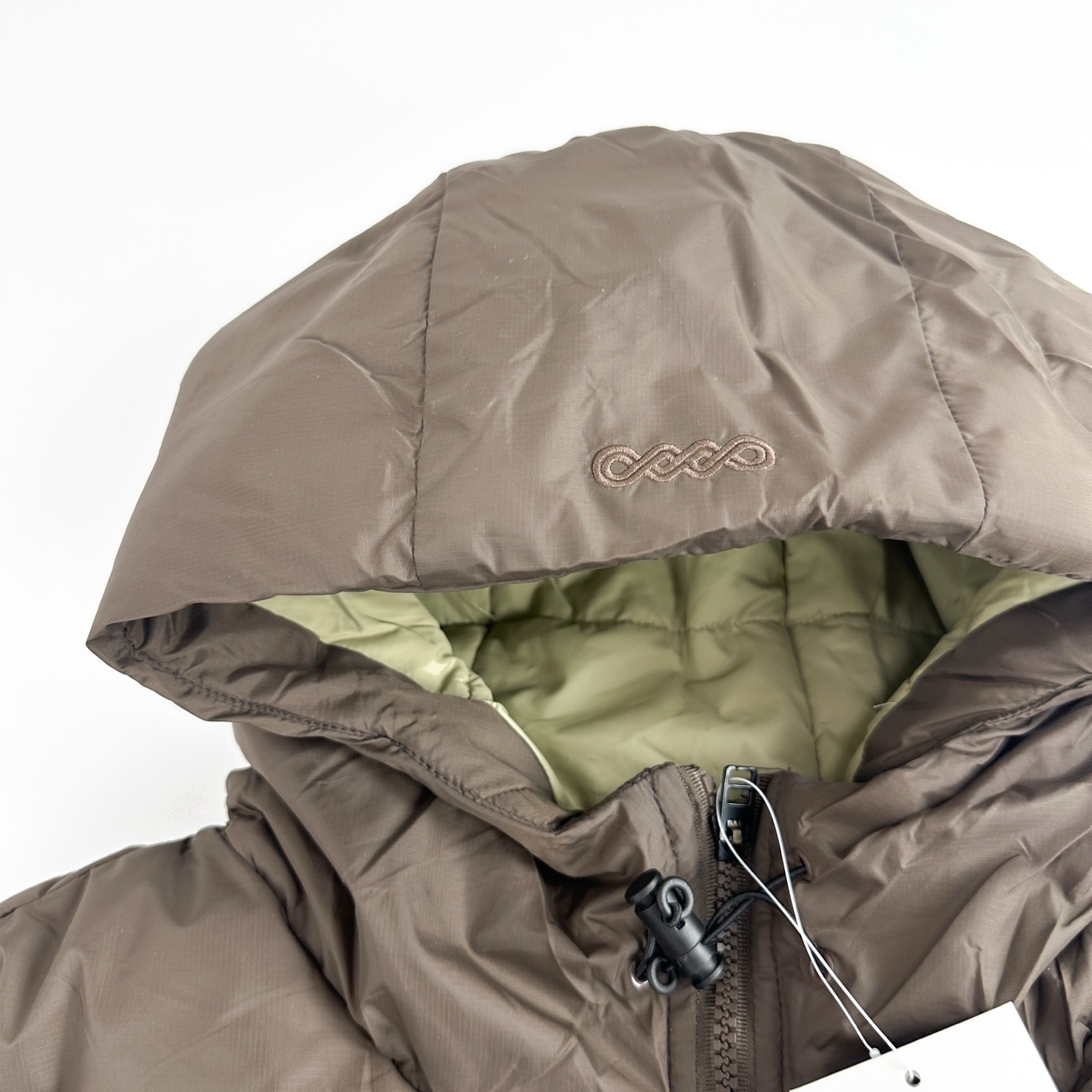 【NIKE公式旗艦店】ダウンジャケット 男女兼用 ご好評に付き再入荷！