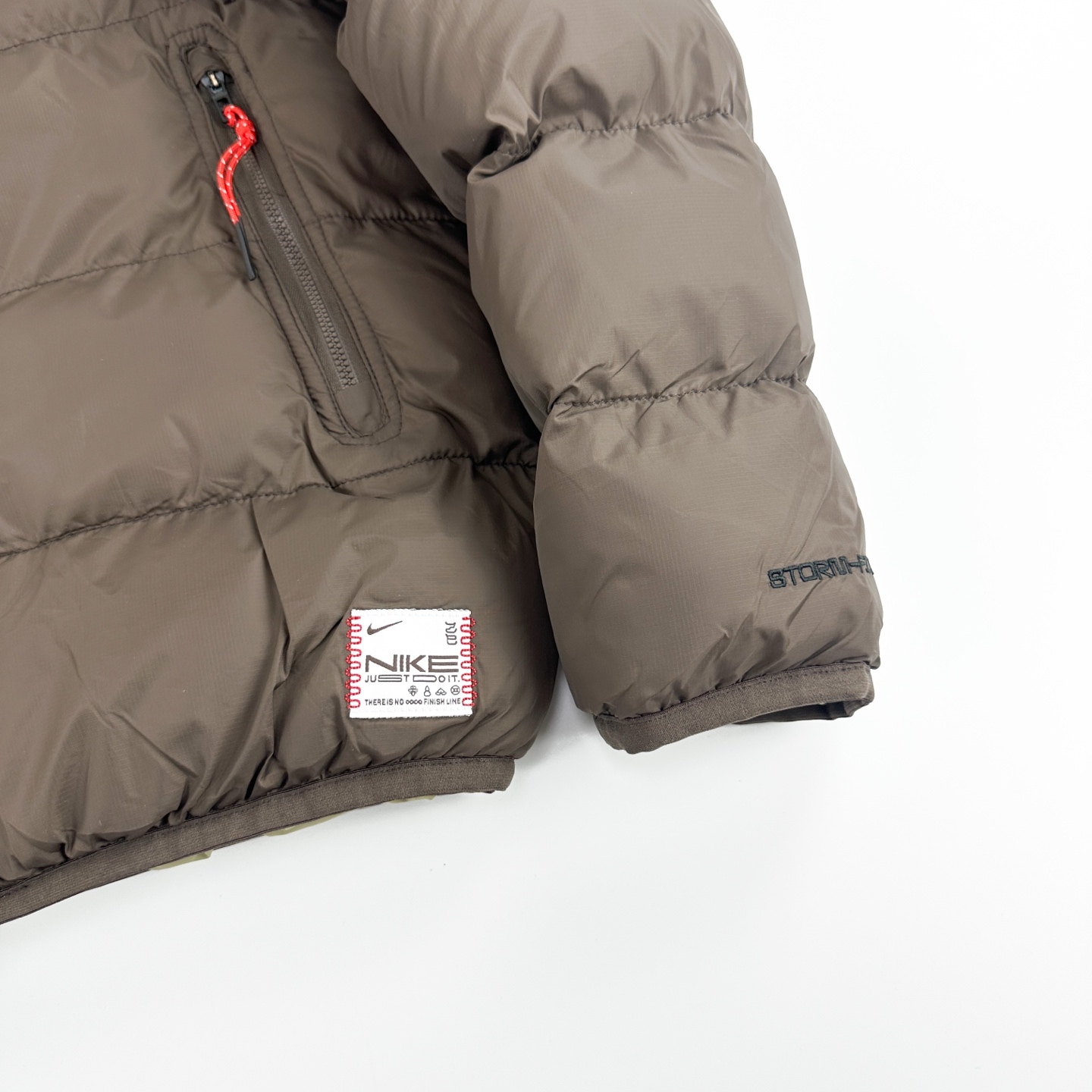 【NIKE公式旗艦店】ダウンジャケット 男女兼用 ご好評に付き再入荷！