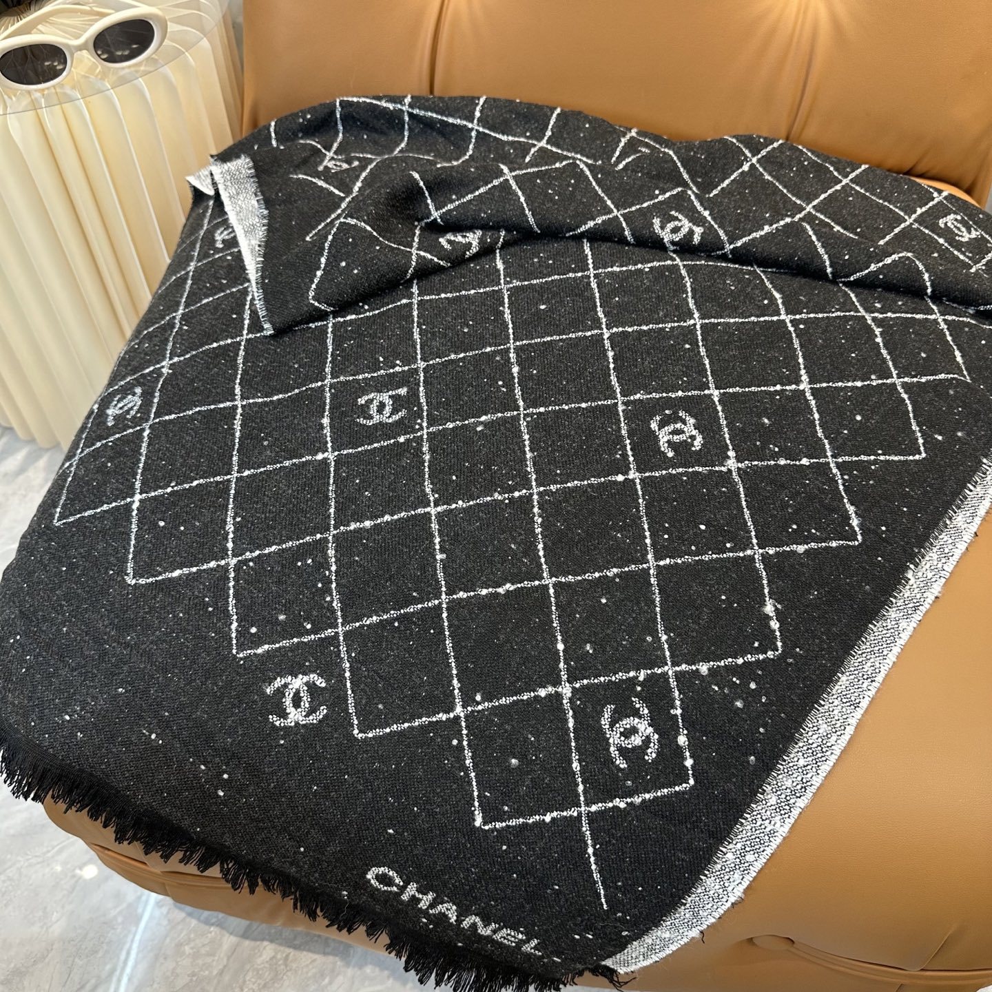 【CHANEL公式旗艦店】シャネル スカーフ 限定発売 送料無料