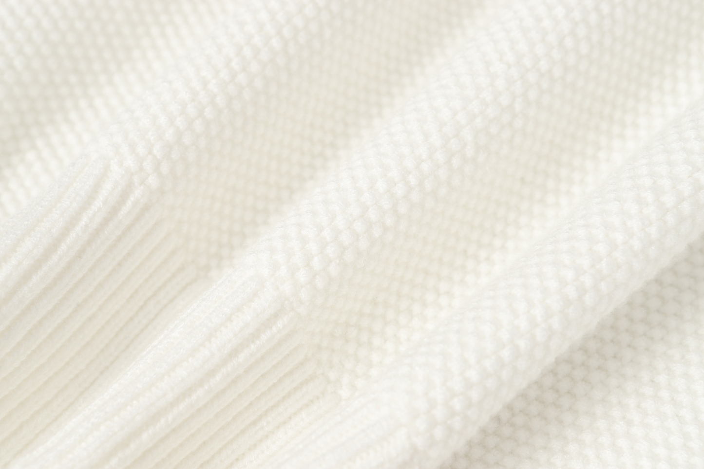 【CHROME HEARTS旗艦店】クロムハーツ セーター ご好評に付き再入荷！