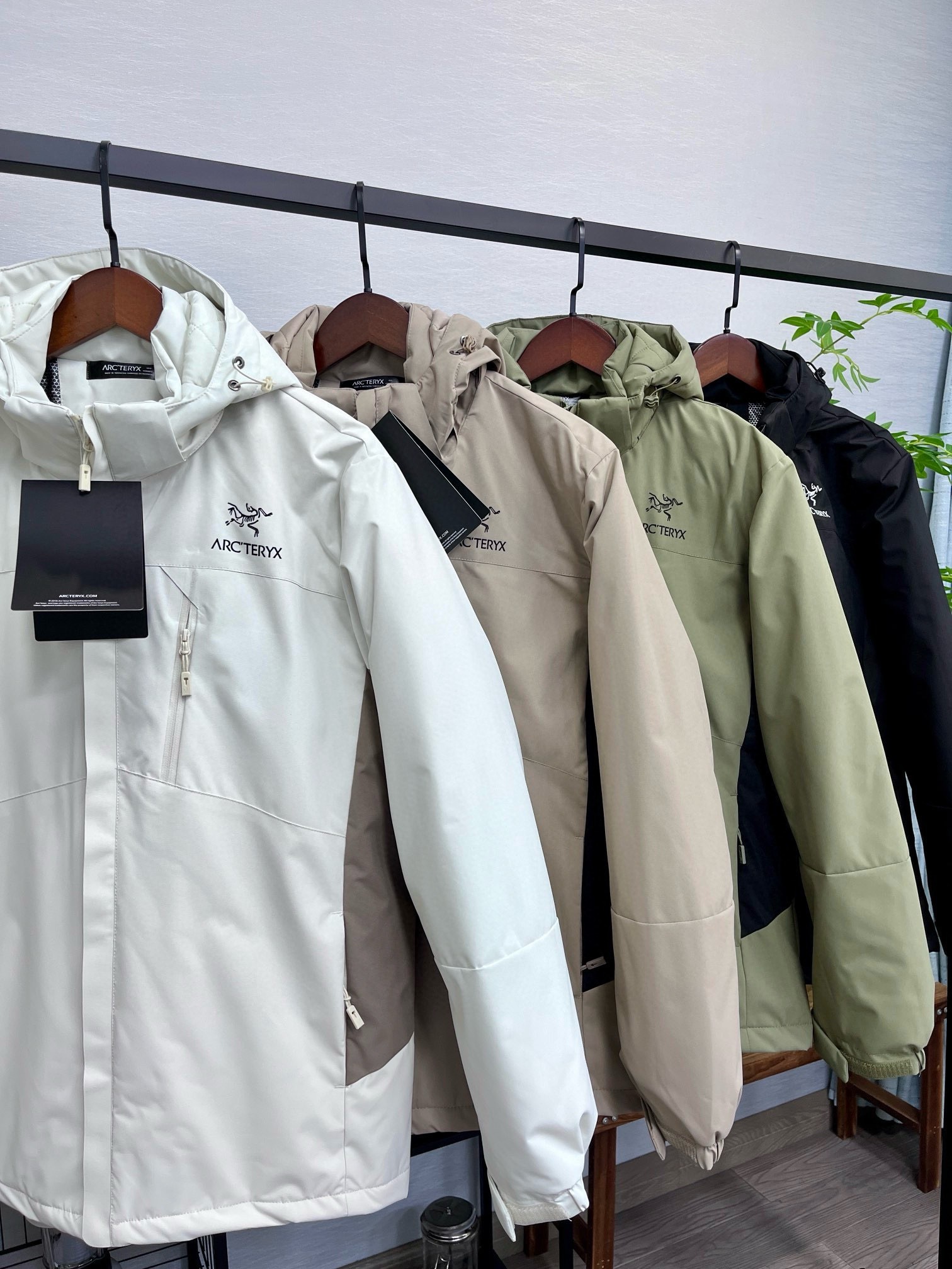 【ARC'TERYX旗艦店】ダウンジャケット 男女兼用 ご好評に付き再入荷！