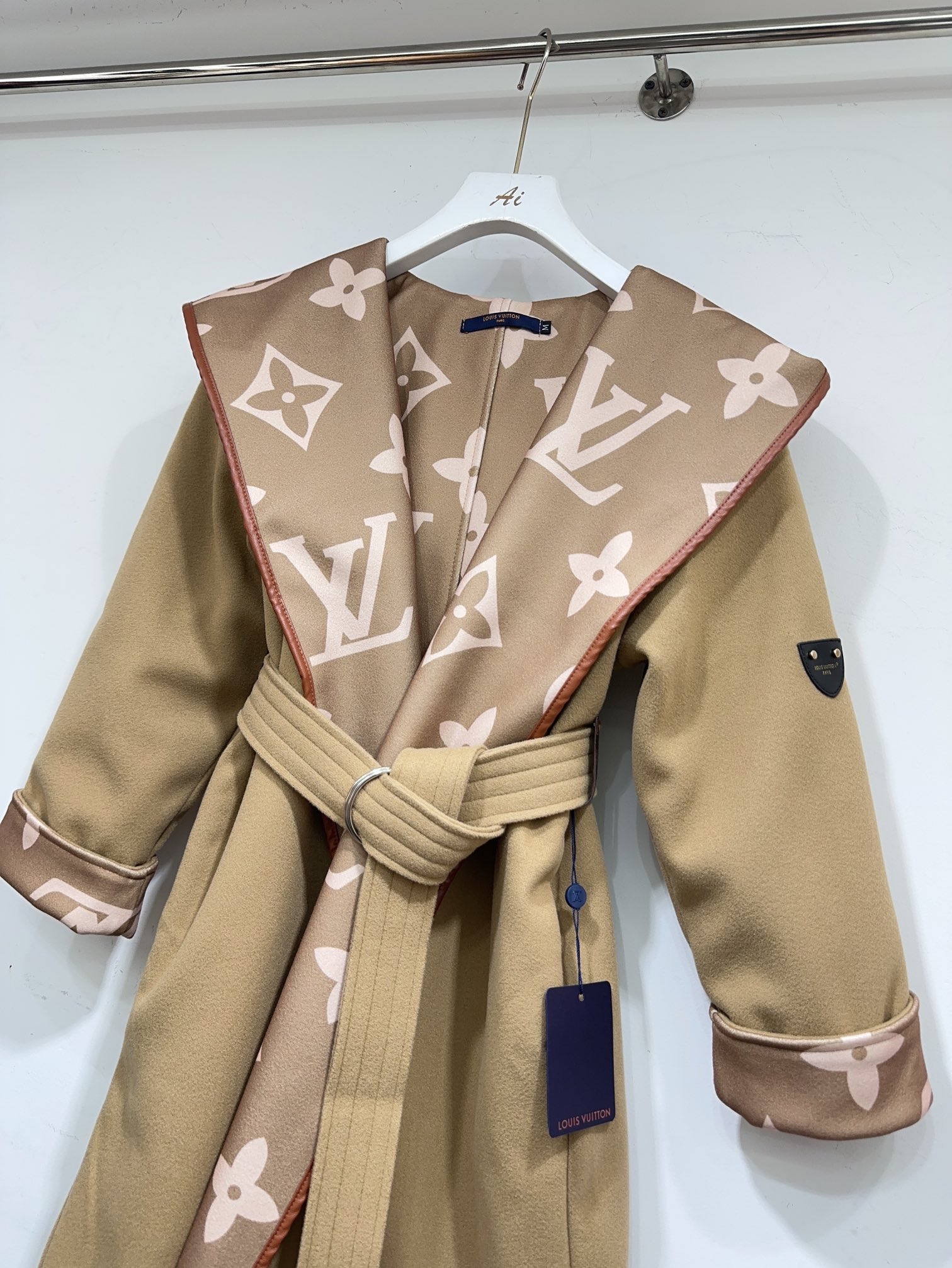 【LOUIS VUITTON旗艦店】ルイヴィトン ロングコート ご好評に付き再入荷！